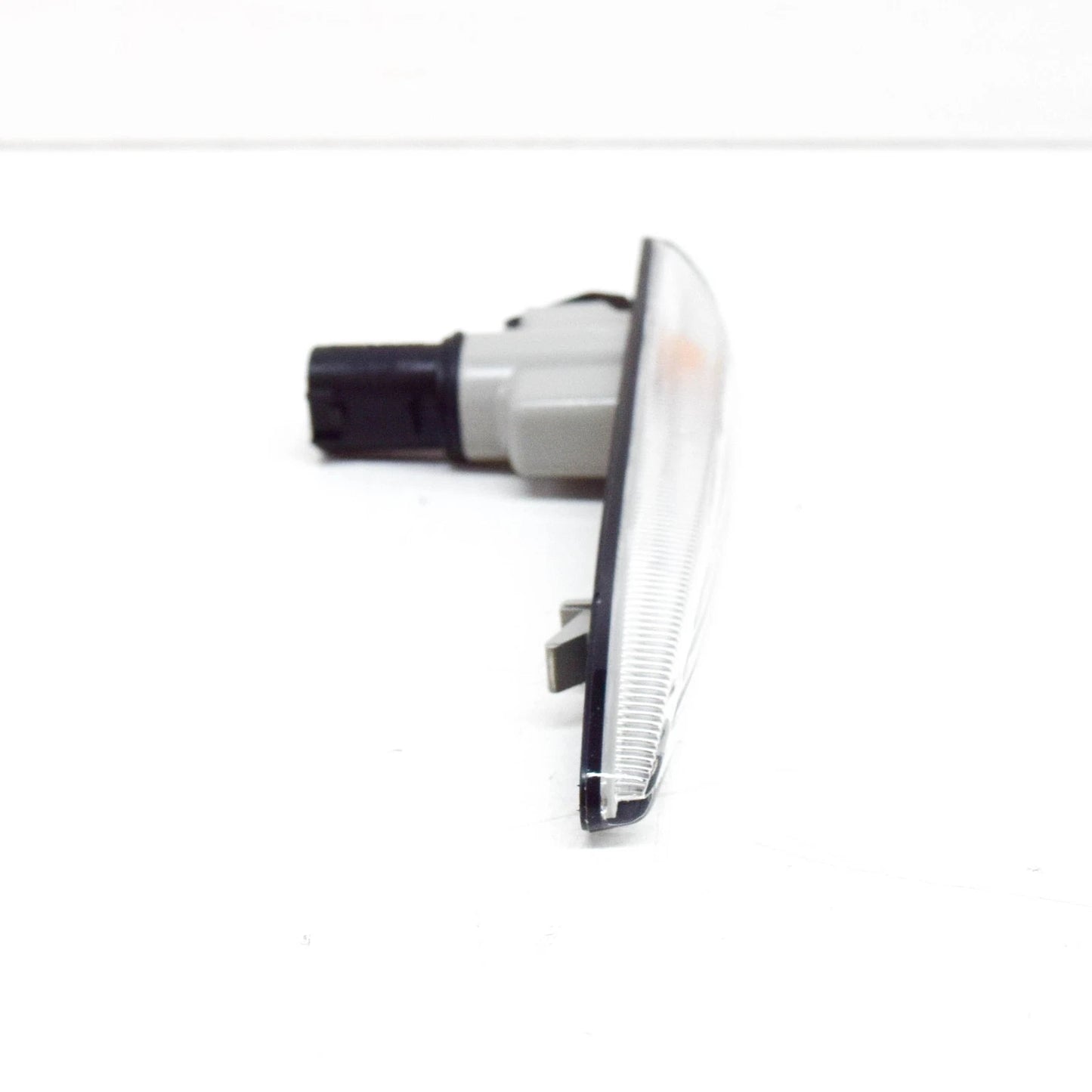 NEW BMW 7 E65 FRONT RIGHT MARKER LIGHT 63137164758 7164758 ORIGINAL