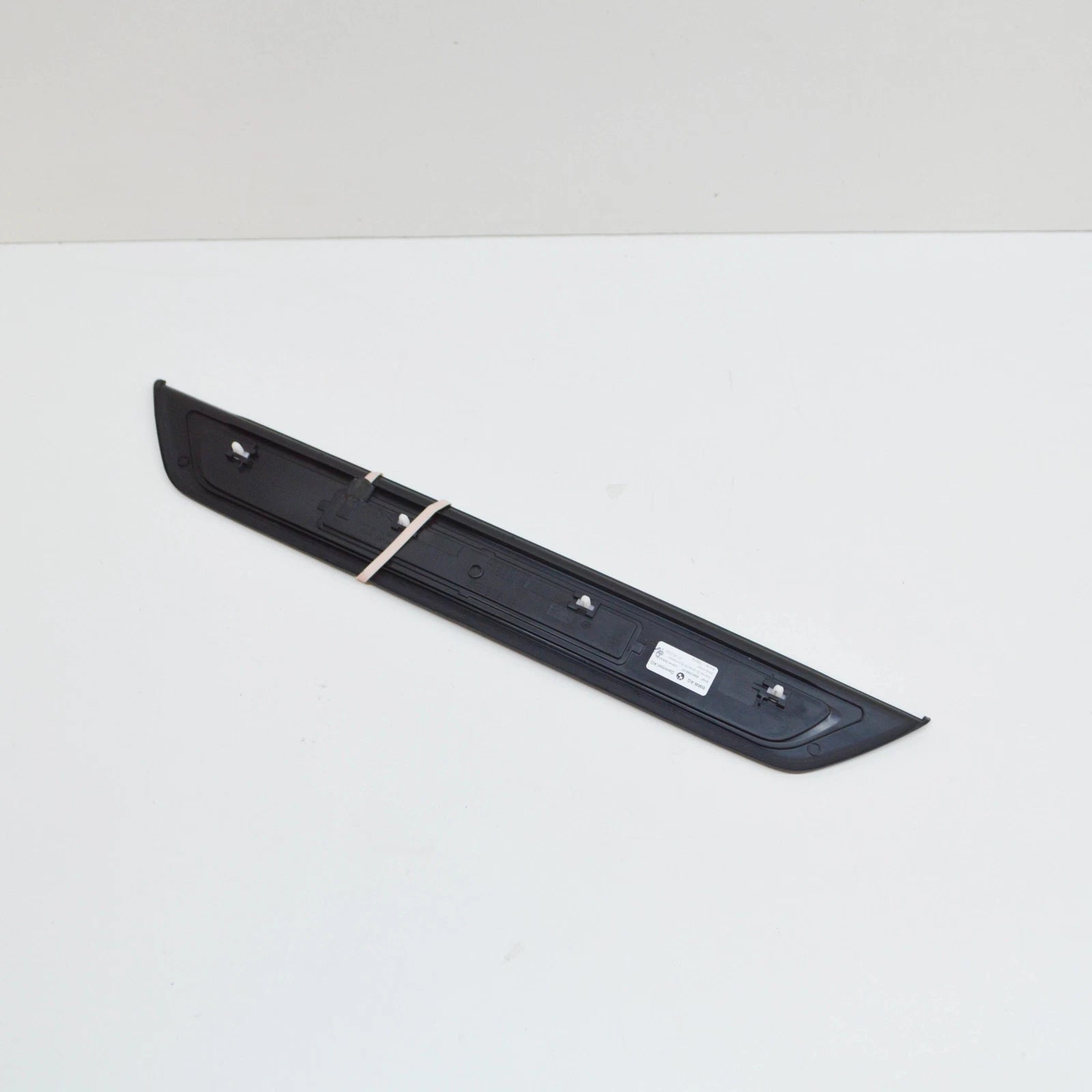 NEW BMW 5 G30 FRONT DOOR TRIM SILL PLATE INSERT 51478061056 8061056 ORIGINAL