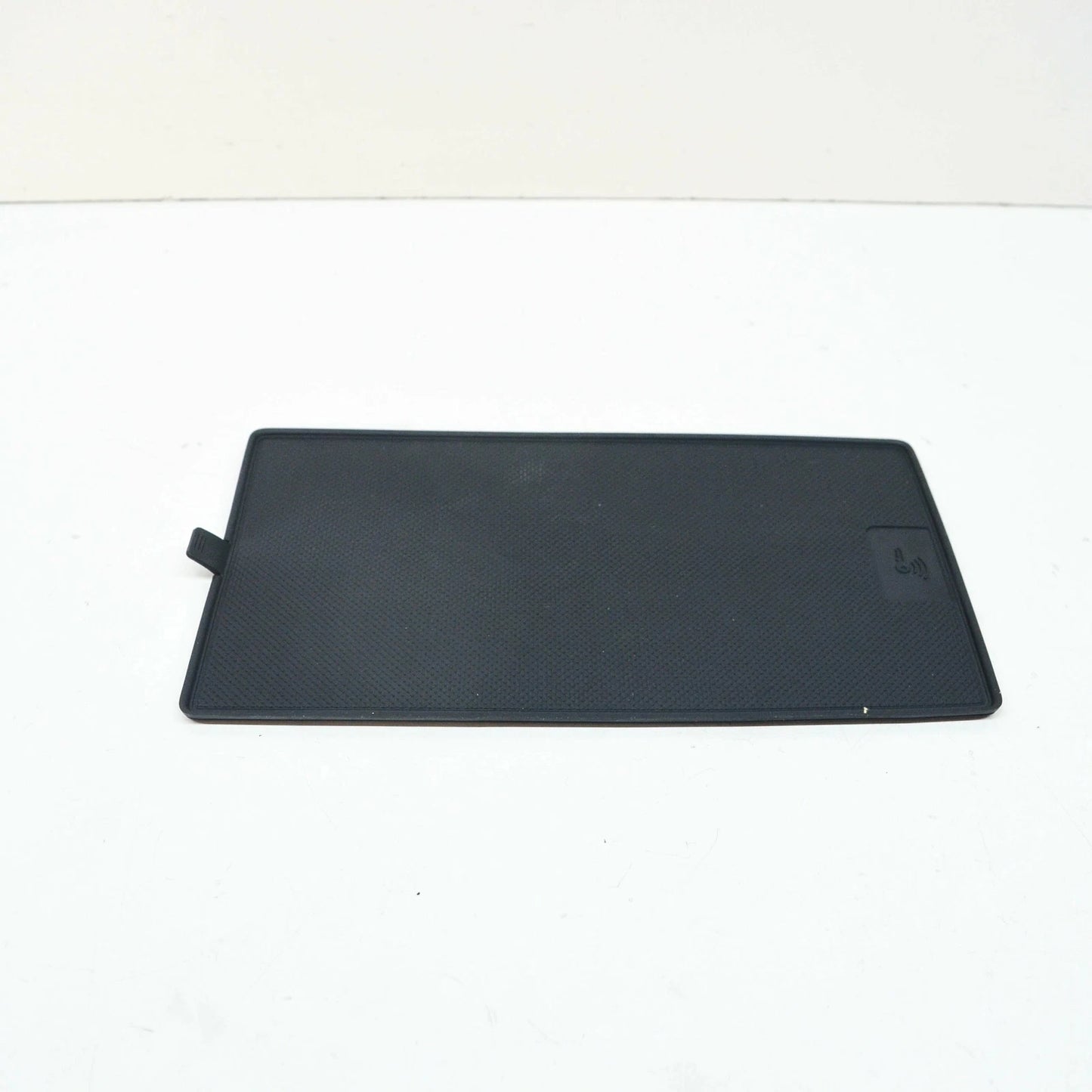 NEW AUDI A5 S5 8W6 FRONT CENTER CONSOLE STORAGE INSERT RUBBER 8W0863301 ORIGINAL
