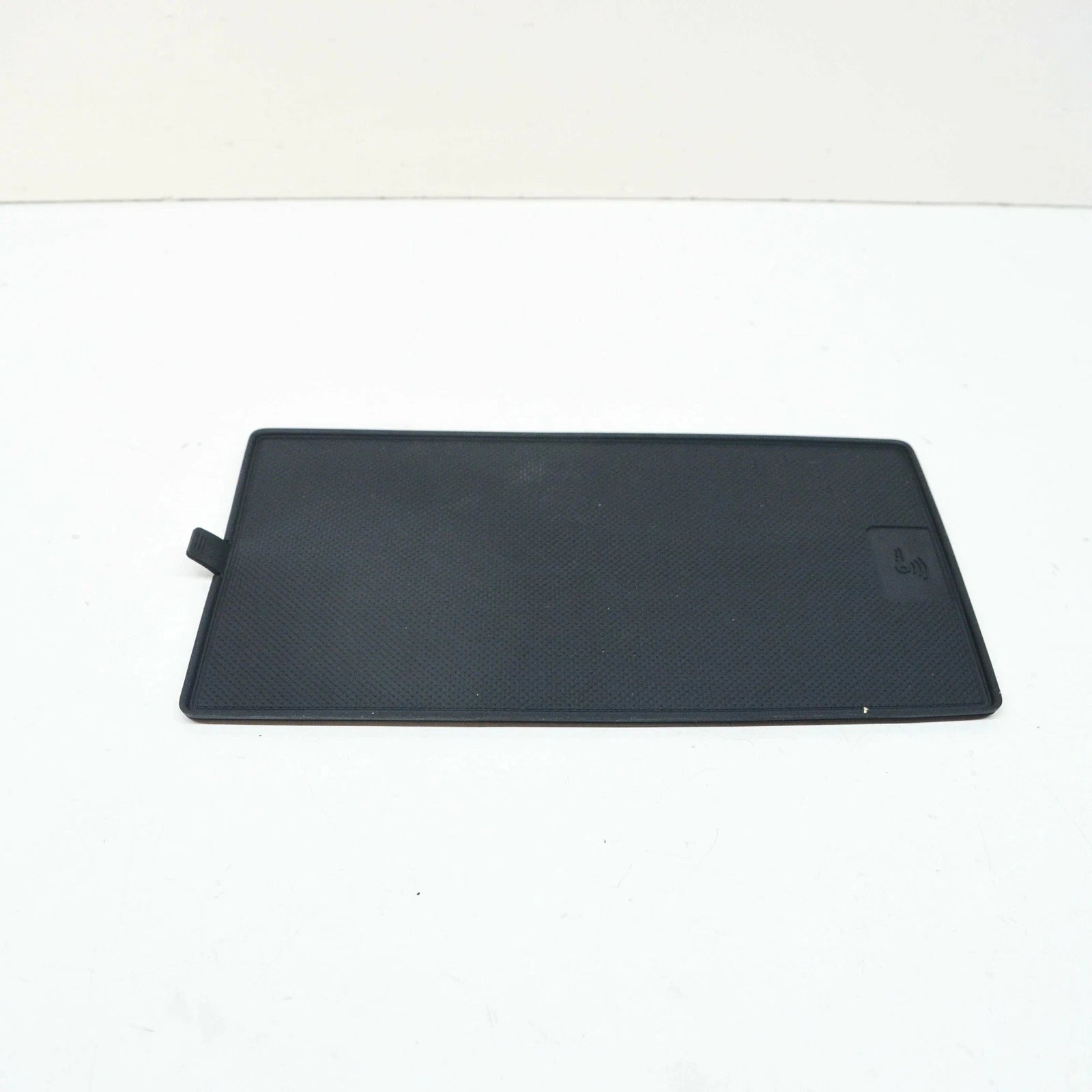 NEW AUDI A5 S5 8W6 FRONT CENTER CONSOLE STORAGE INSERT RUBBER 8W0863301 ORIGINAL