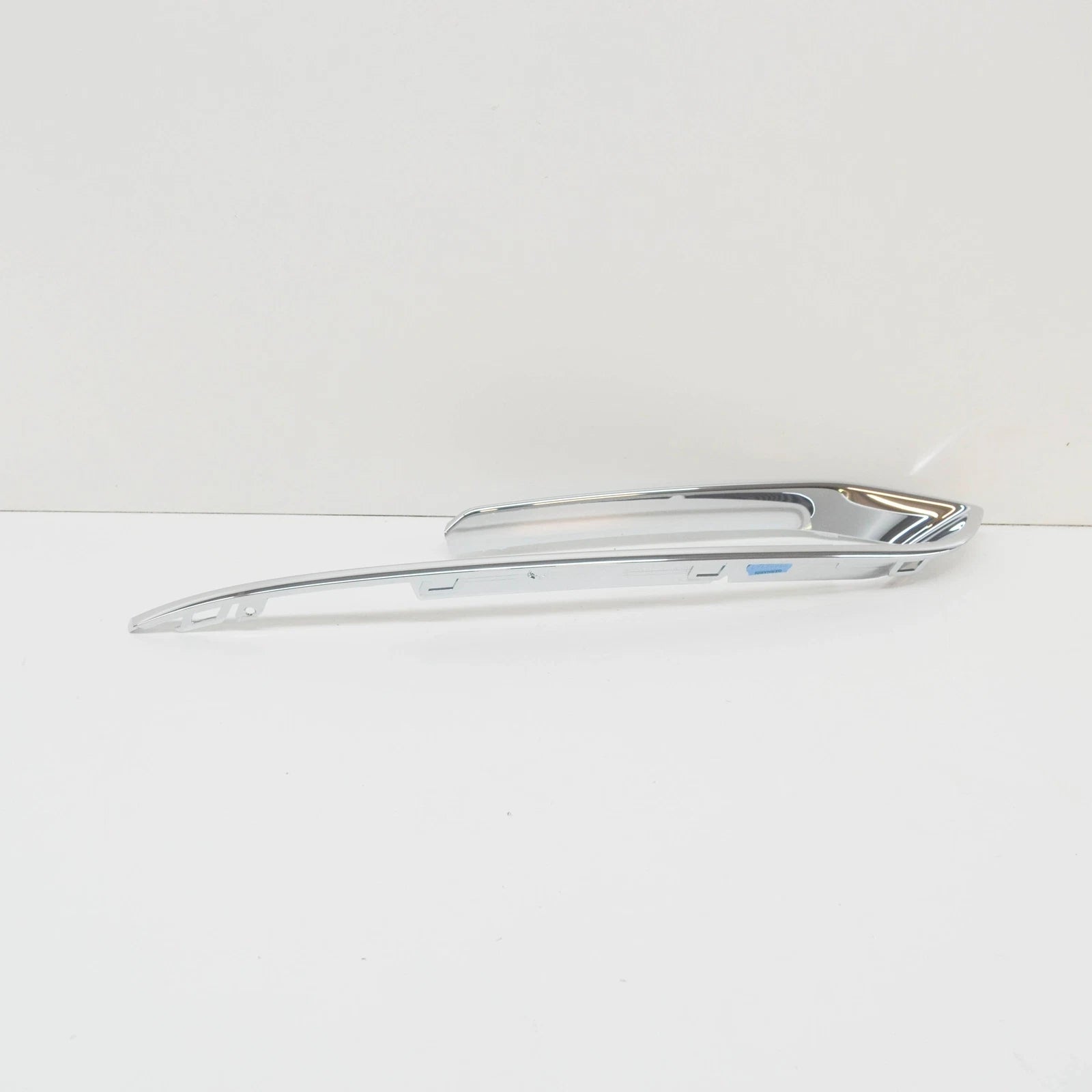 NEW BMW 5 F10 FRONT BUMPER MOLDING LEFT SIDE 51117331769 2016 ORIGINAL