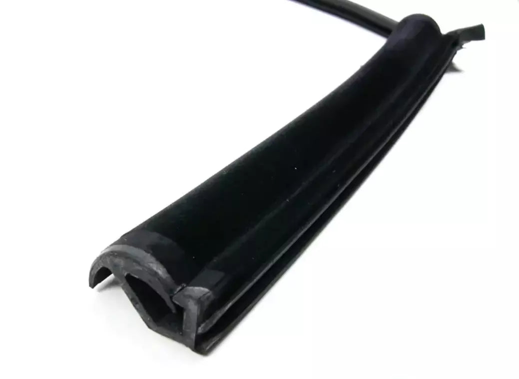 NEW BMW 3 CABRIO E46 WINDSHIELD TOP TRIM 54318229828 8229828 ORIGINAL