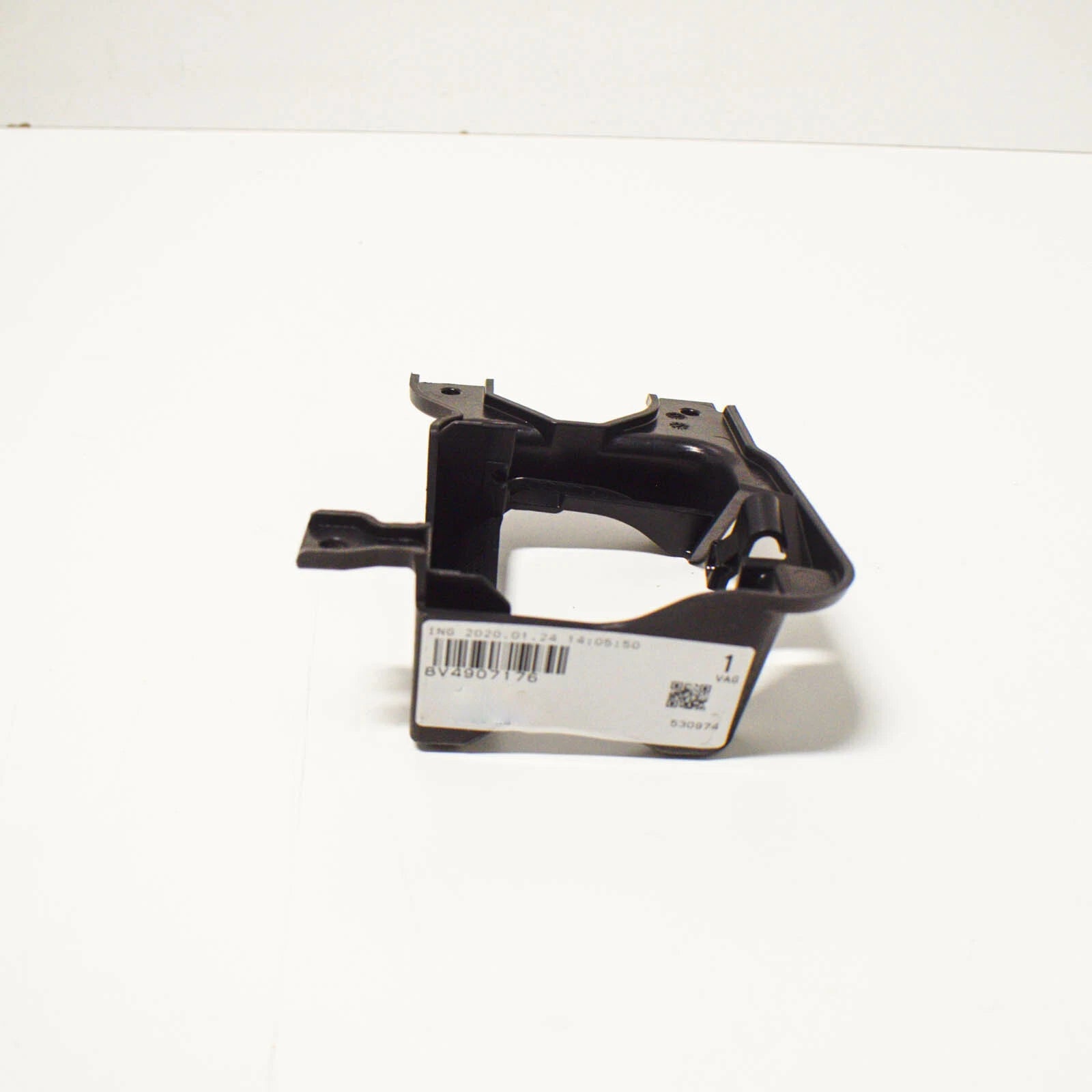 NEW AUDI A3 SPORTBACK 8V BLIND SPOT DETECTION SENSOR BRACKET 8V4907176