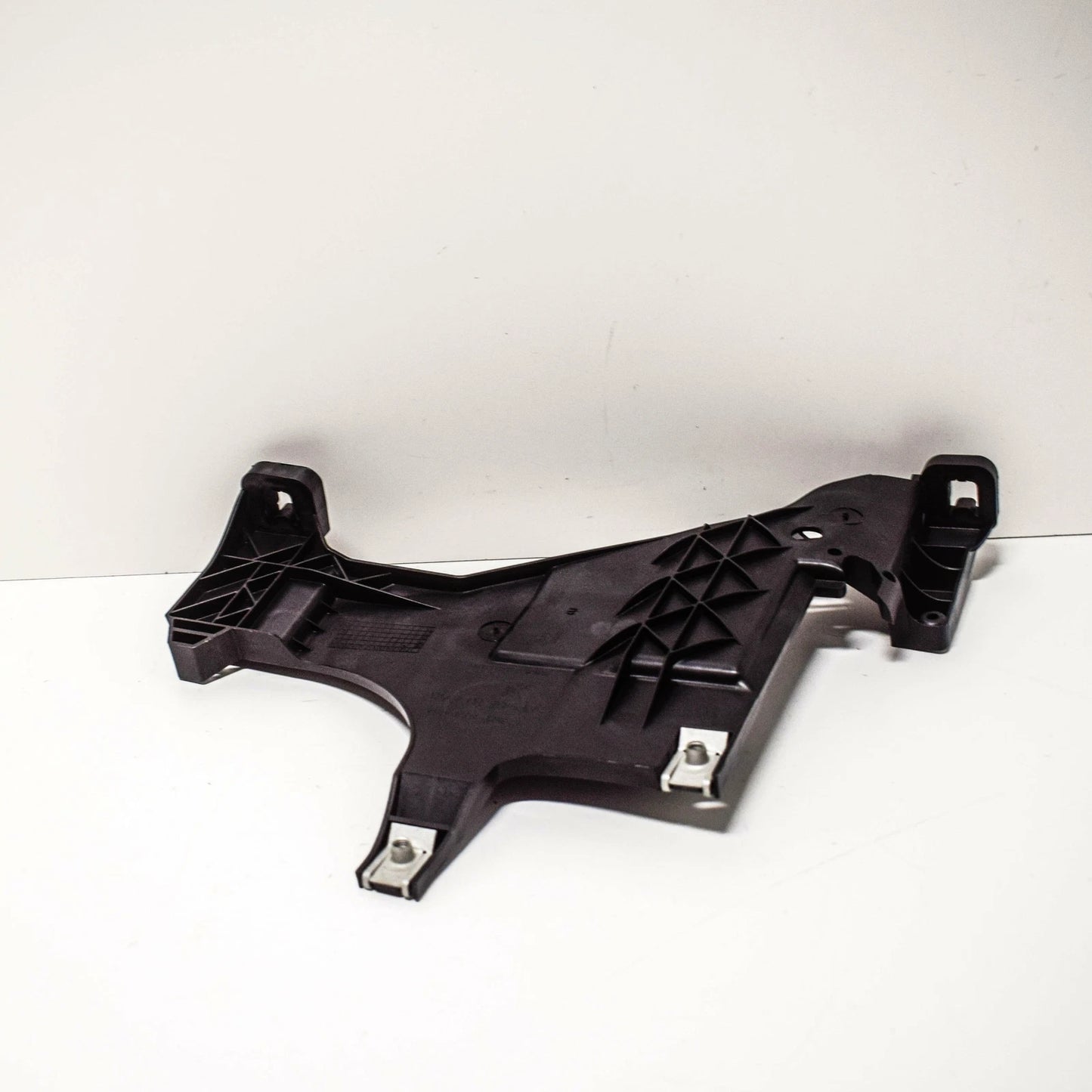 NEW AUDI A5 8TA FRONT RIGHT HEADLIGHT BRACKET 8T0941454D