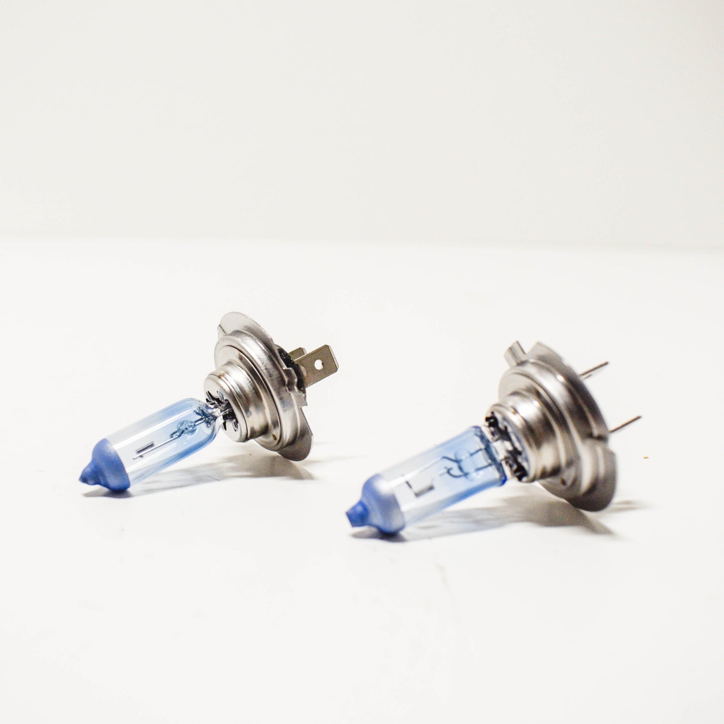 new bmw m3 m5 x1 x3 x5 x6 blue halogen bulbs 63112338076 original