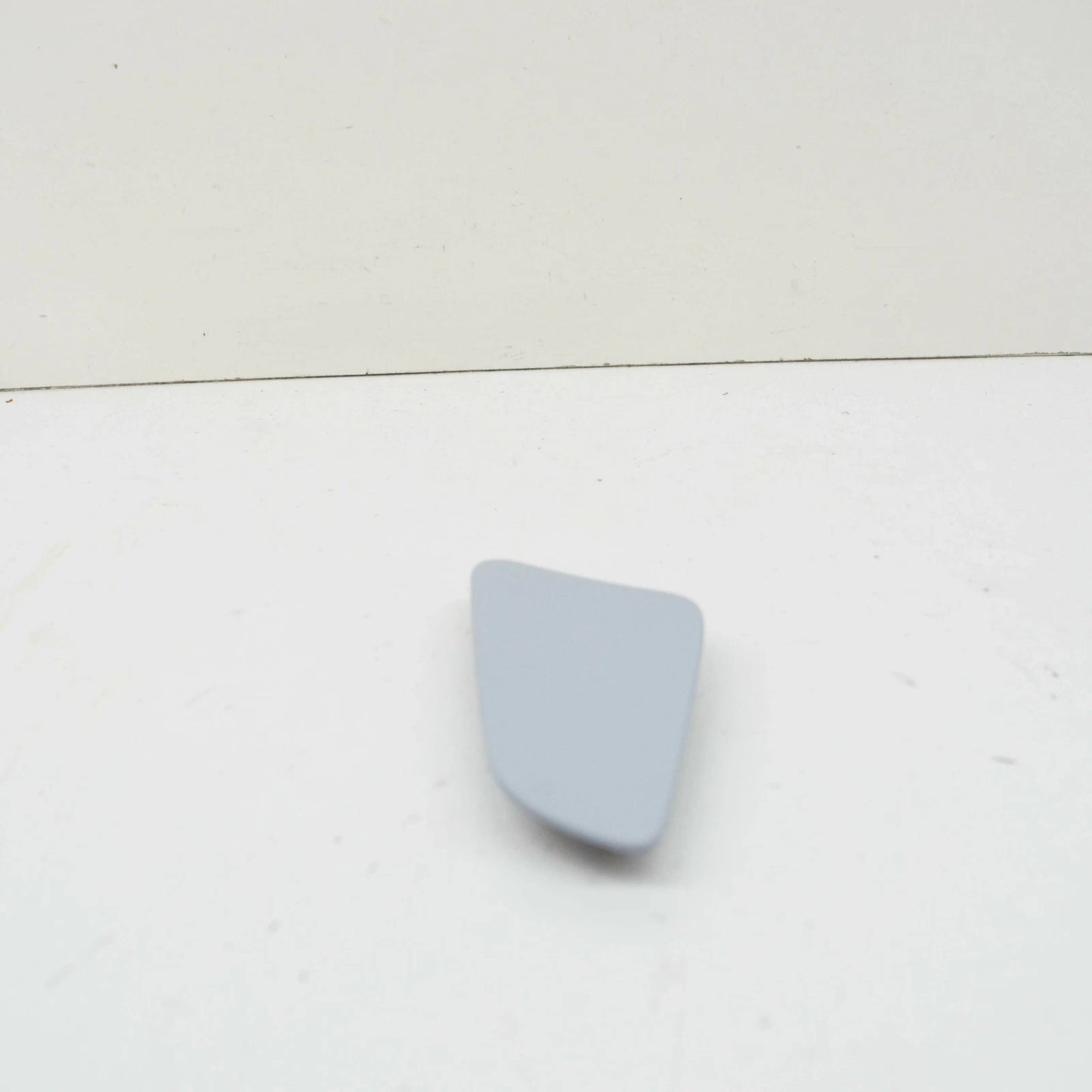 NEW AUDI A1 8X LEFT SIDE HEADLAMP WASHER COVER CAP 8X0807753GRU ORIGINAL