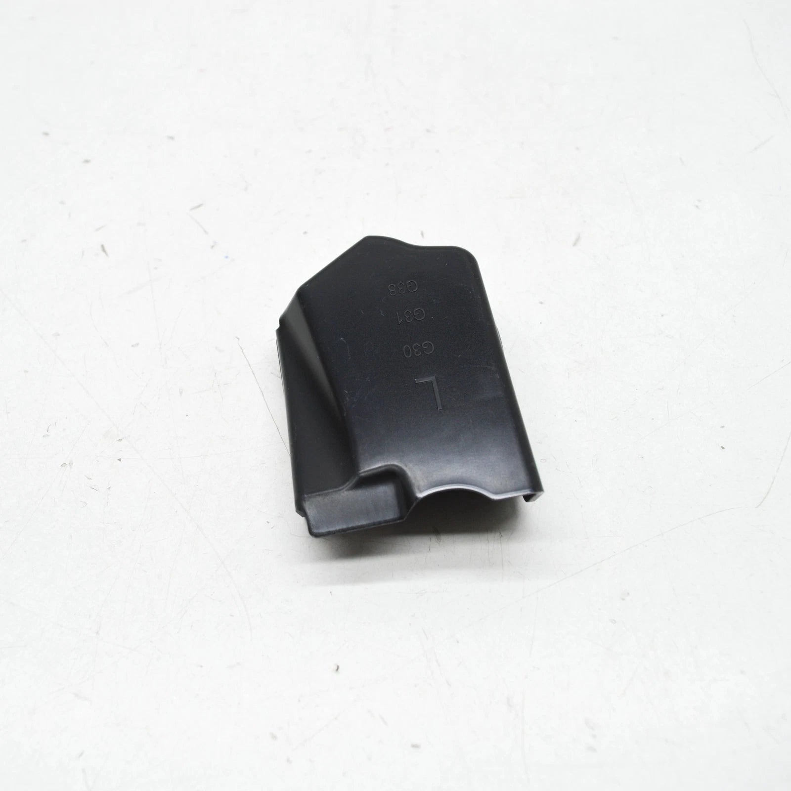 NEW BMW M5 F90 FRONT LOCK PANEL LEFT 51747407769 ORIGINAL