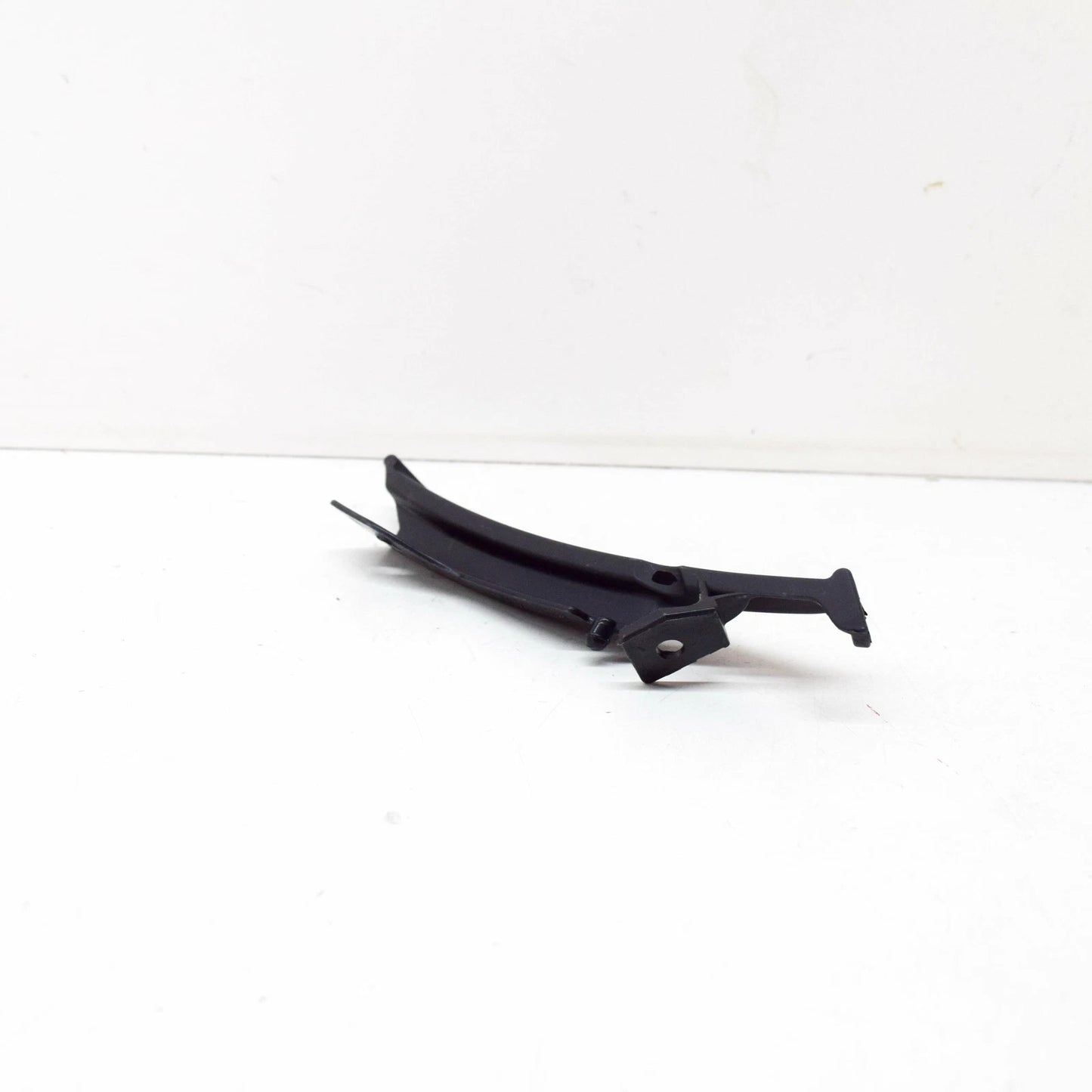 NEW VW CC REAR BUMPER RIGHT WHEEL COVER TRIM 3C8807838B