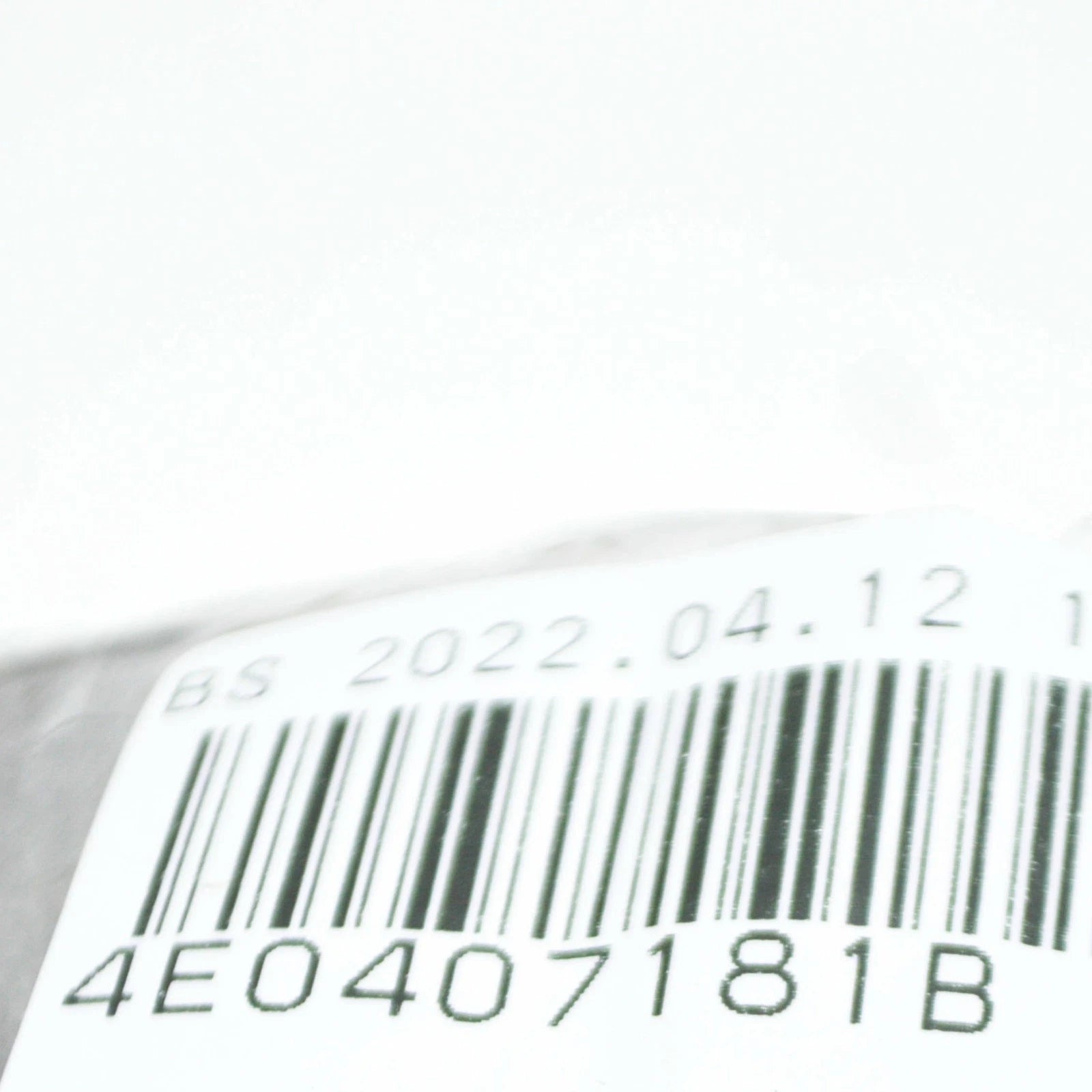 NEW AUDI A4 B8 FRONT OUTER BONDED RUBBER BUSH 4E0407181B