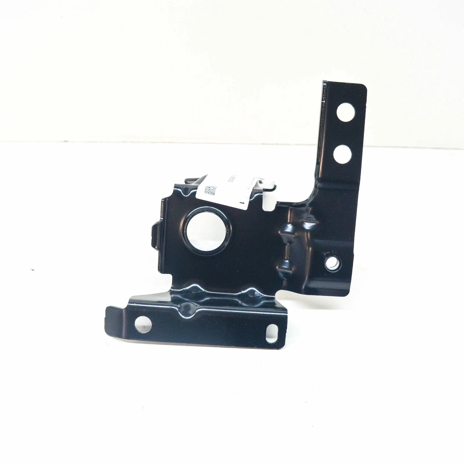 NEW MB GLE W167 FRONT LEFT IMPACT BAR MOUNT BRACKET A1676208500