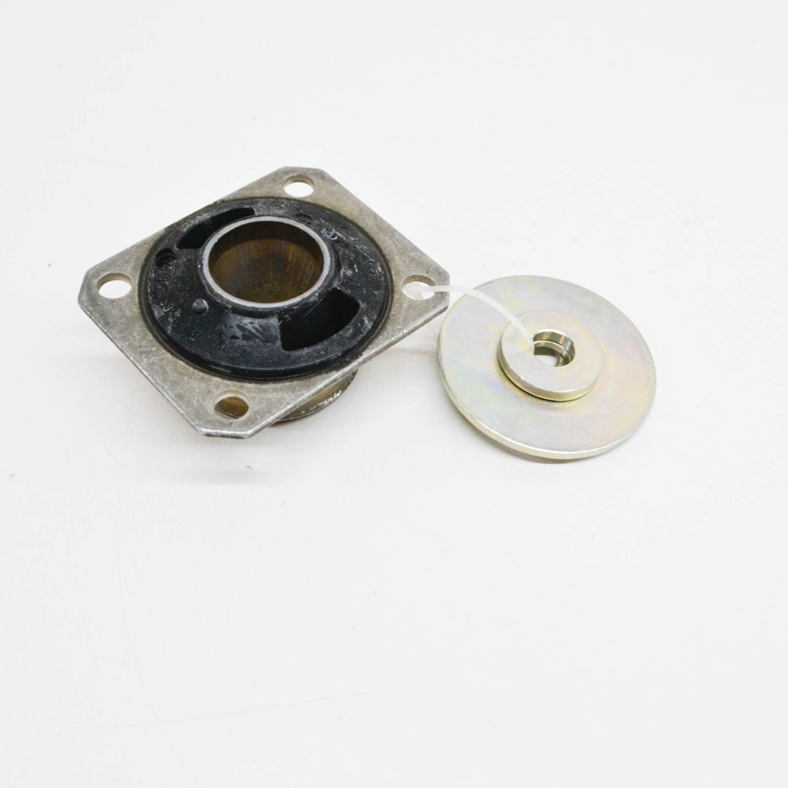 NEW AUDI R8 42 GEARBOX MOUNTING 420399151B ORIGINAL