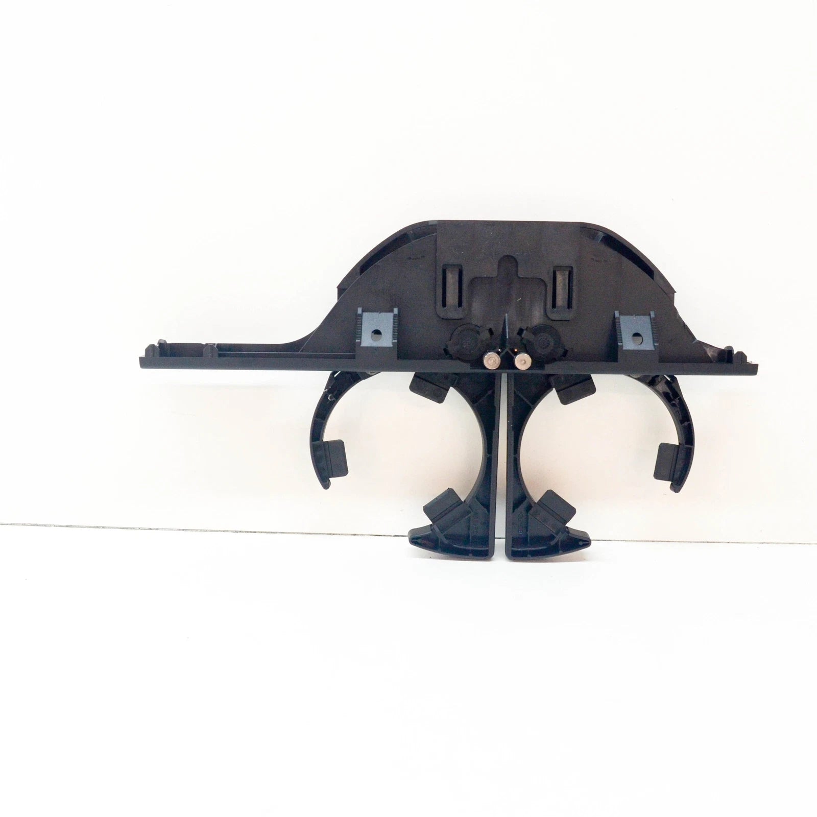 NEW BMW 5 E39 CUP HOLDERS 51168190206 ORIGINAL