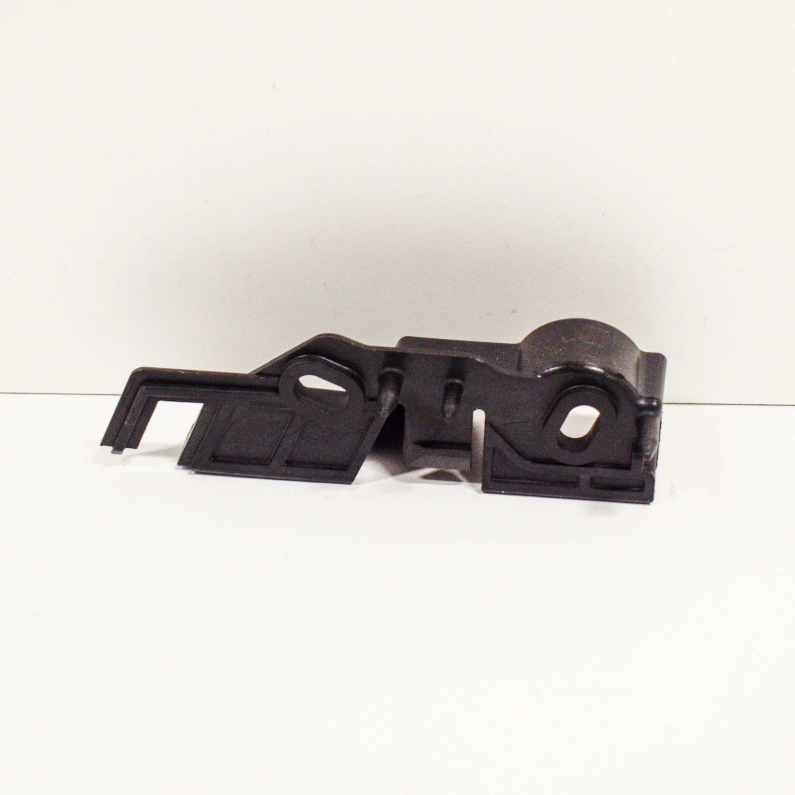 NEW AUDI A4 B8 FRONT BUMPER RIGHT SIDE GUIDE 8K0807284H ORIGINAL