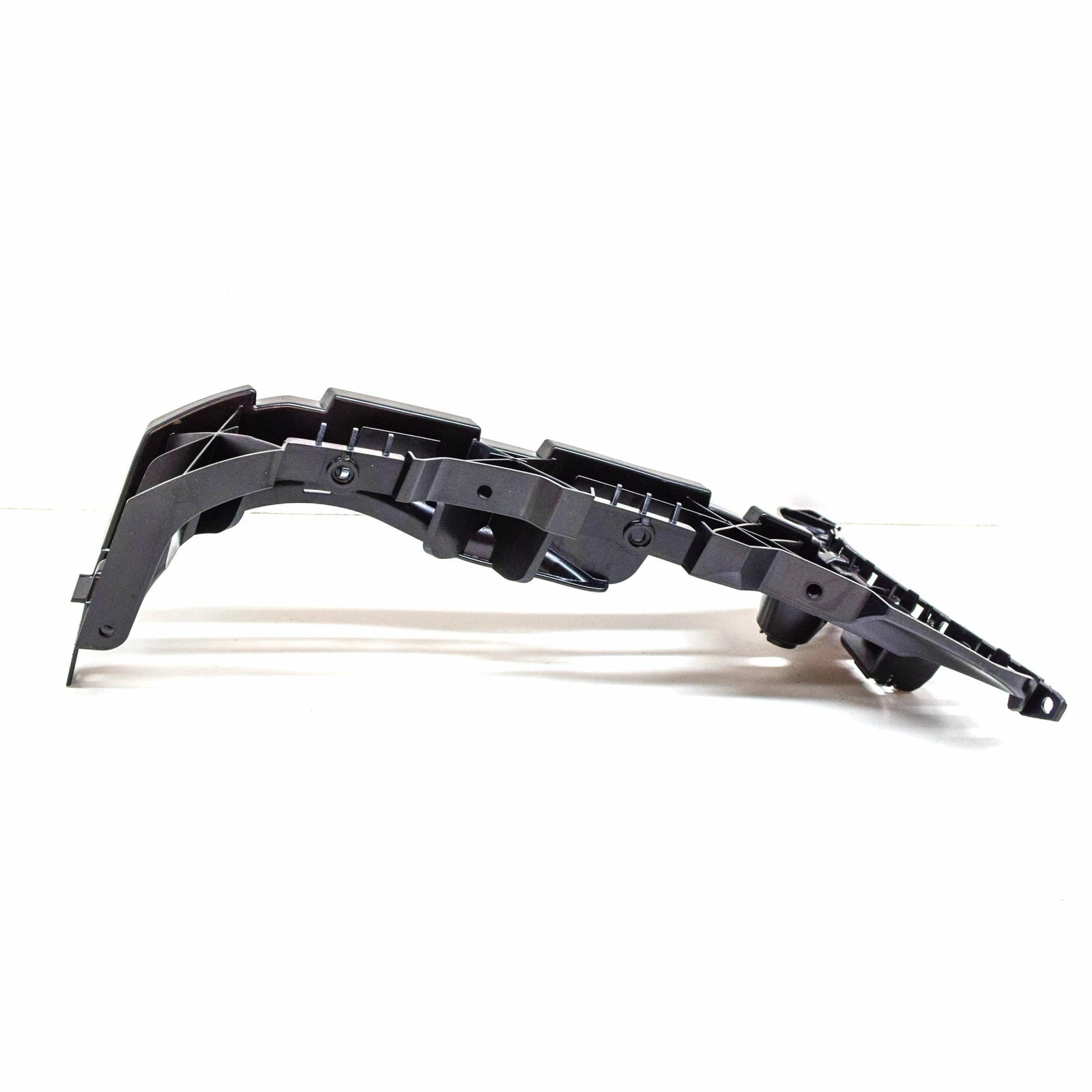 NEW MERCEDES-BENZ C W205 REAR RIGHT BUMPER BRACKET A2058805401 ORIGINAL