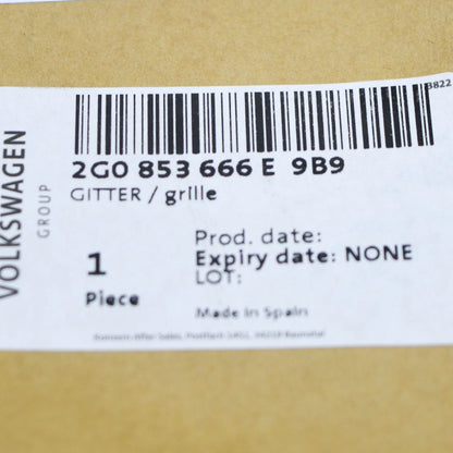 NEW VW POLO AW FRONT RIGHT FOG LIGHT AIR VENT GRILLE 2G0853666E9B9
