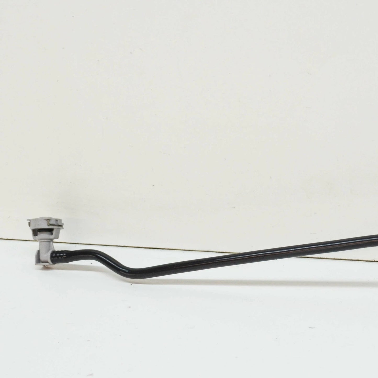 NEW AUDI A7 SPORTBACK 4G FRONT CENTER ENGINE COOLANT PIPE 4G0121081BF