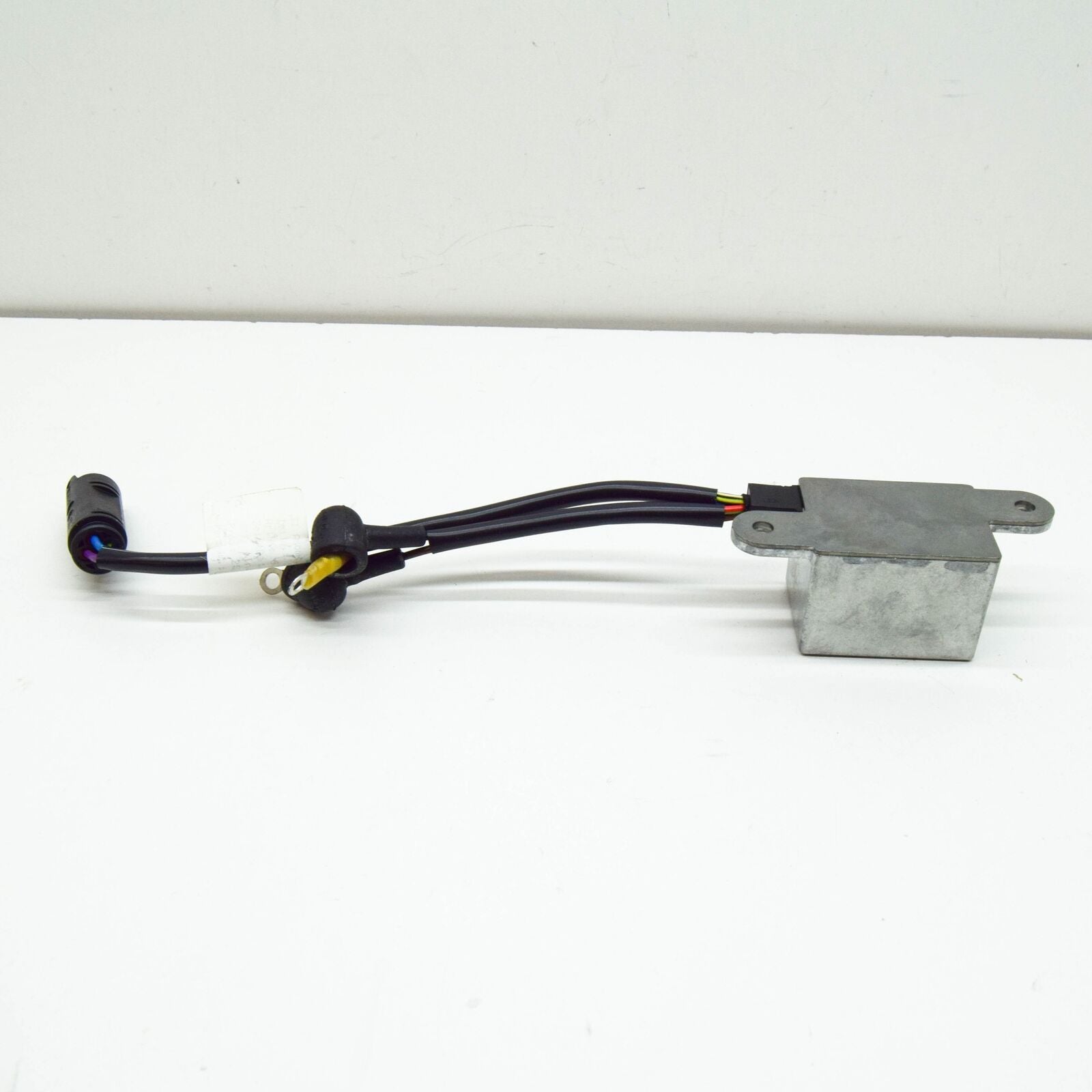 NEW MERCEDES-BENZ SL AMG R230 FUEL PUMP CONTROL UNIT A0025408945 ORIGINAL