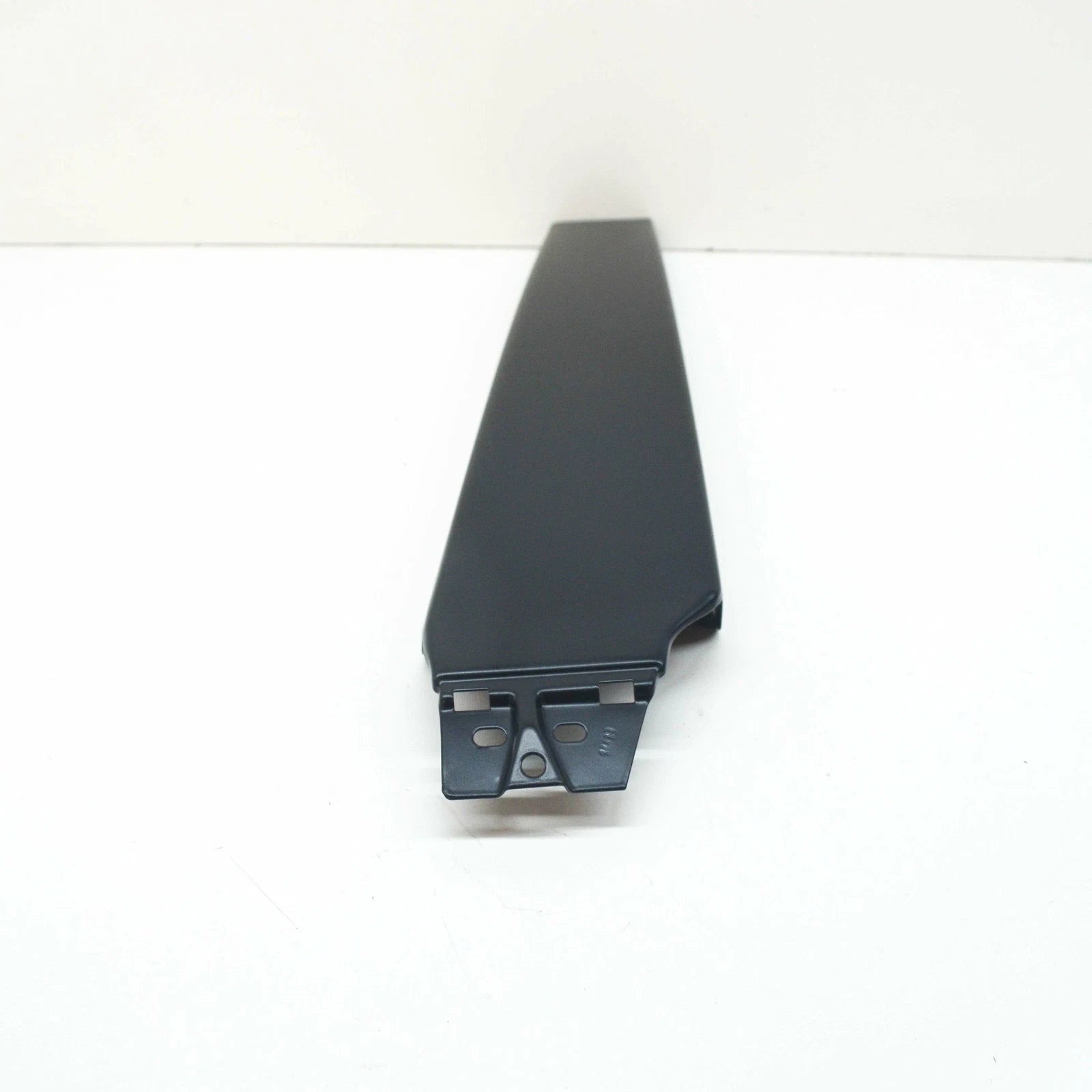 NEW AUDI A3 8P FRONT LEFT DOOR EXTERIOR B-PILLAR TRIM 8P48532891P9 2008