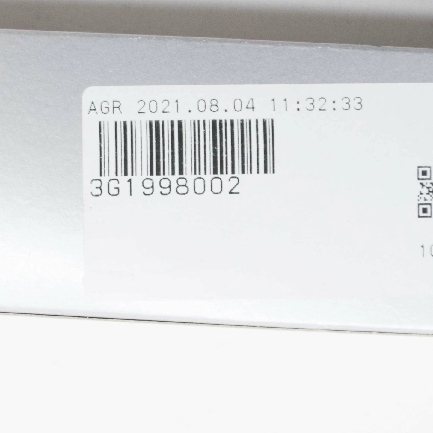 NEW VOLKSWAGEN PASSAT B8 FRONT AERO WIPER BLADE SET LHD 3G1998002