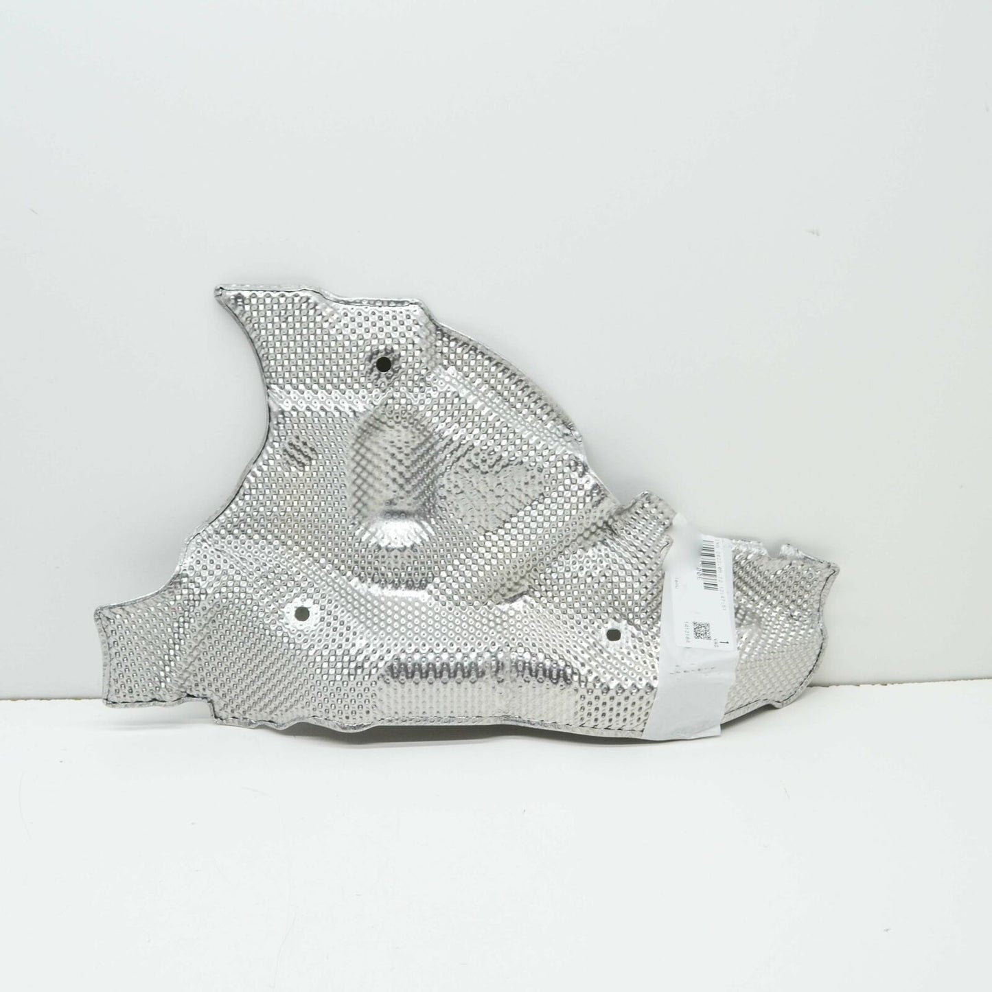 NEW VOLKSWAGEN TOUAREG CR RIGHT GUARD HEAT PROTECTION PLATE 4M0399300E ORIGINAL