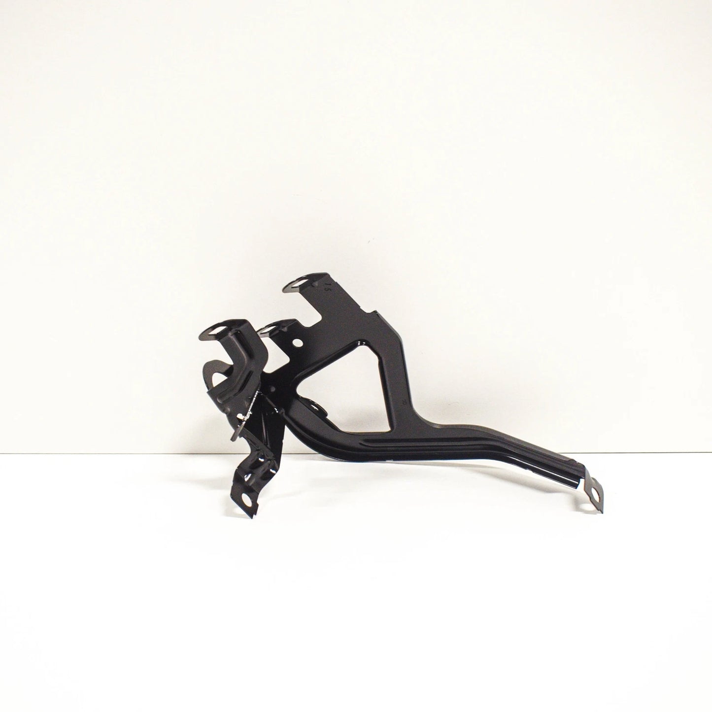 NEW BMW 5 F10 FRONT RIGHT SIDE PANEL BRACKET 41357207210 7207210 ORIGINAL