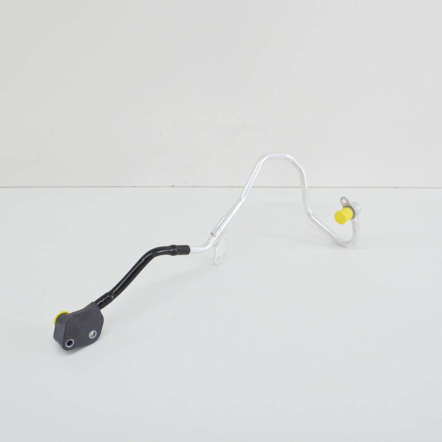 new mb cls c218 turbo return left coolant line a2782001300 original