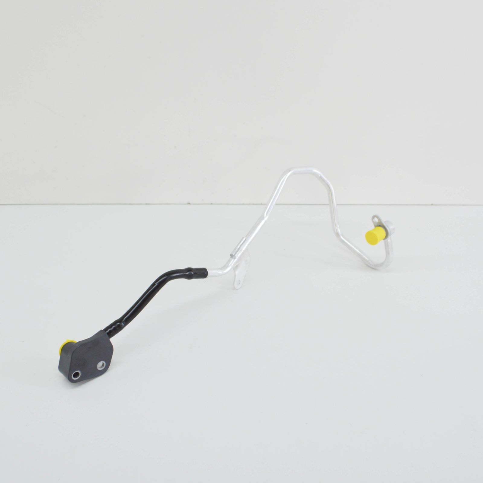 new mb cls c218 turbo return left coolant line a2782001300 original