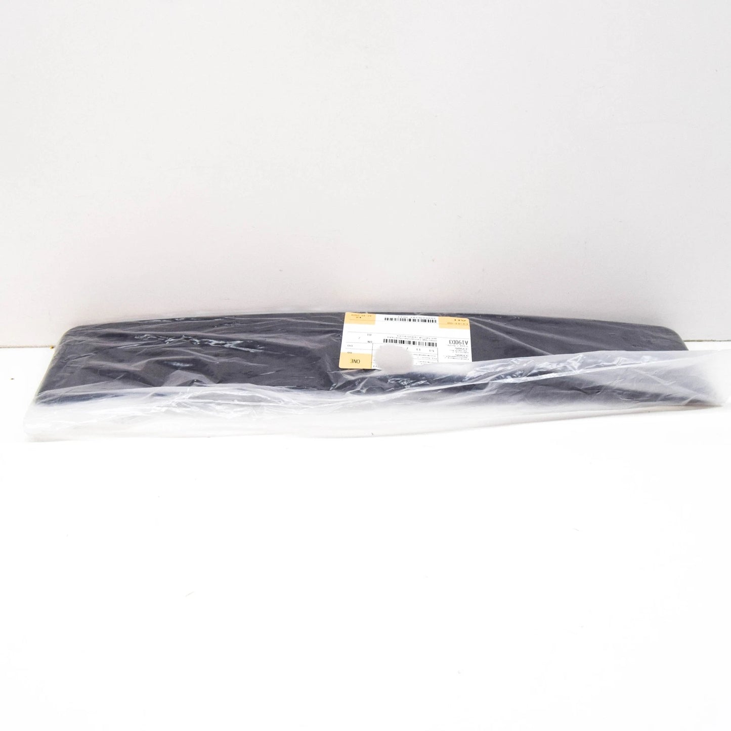 NEW BMW 7 F01 FRONT BUMPER LICENSE NUMBER PLATE 51117295274 7295274 2015