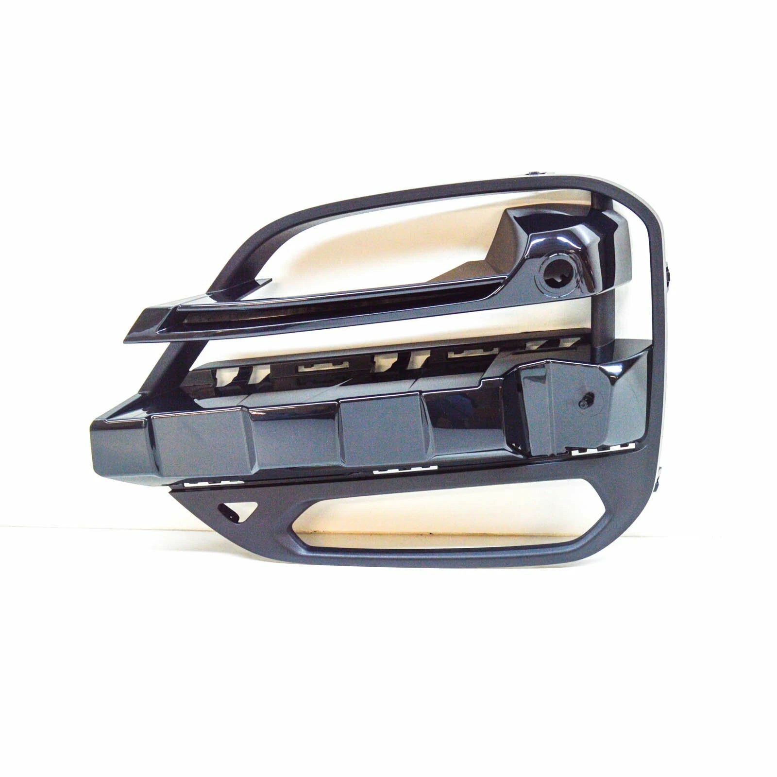 NEW BMW X3 G01 FRONT BUMPER RIGHT SIDE OPEN GRILLE 51117420872