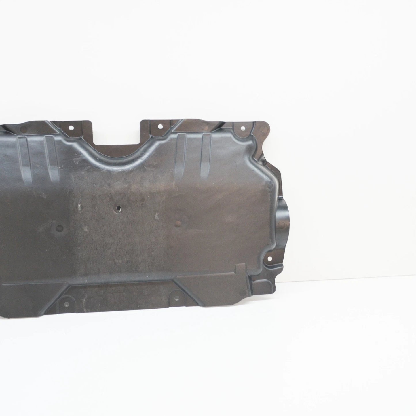 NEW MB C W205 ENGINE COMPARTMENT BOTTOM CENTRAL COVER A2055240230