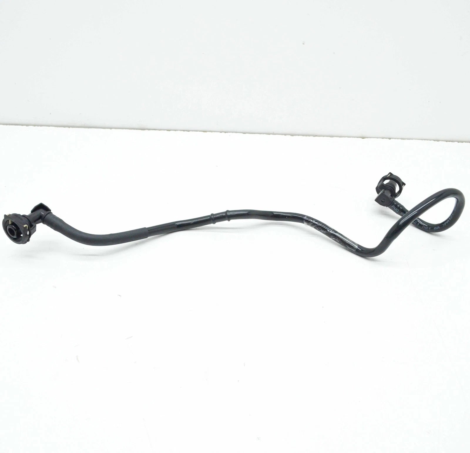NEW AUDI RS4 AVANT B8 ENGINE COOLANT OVERFLOW FRONT HOSE 8K0121081BA