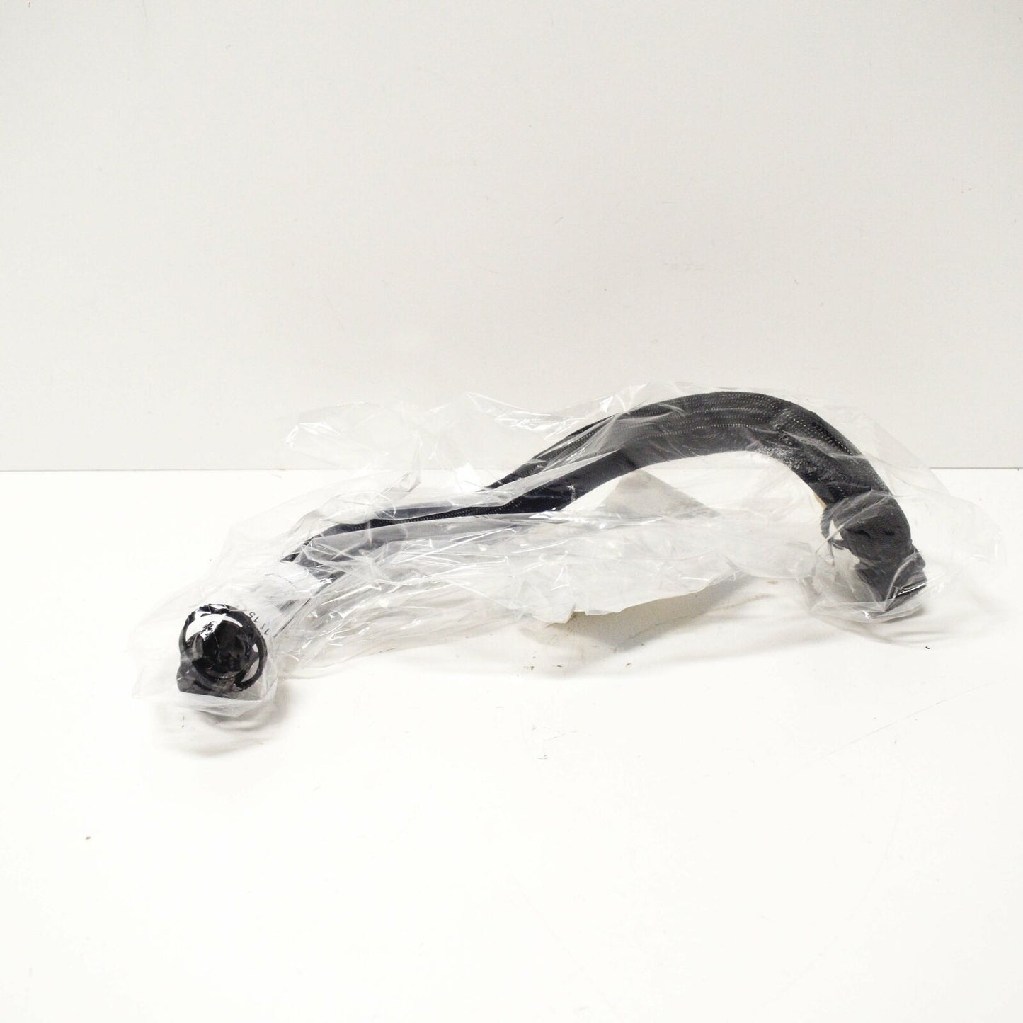 new mini r56 engine breather crankcase hose 11157612996 original