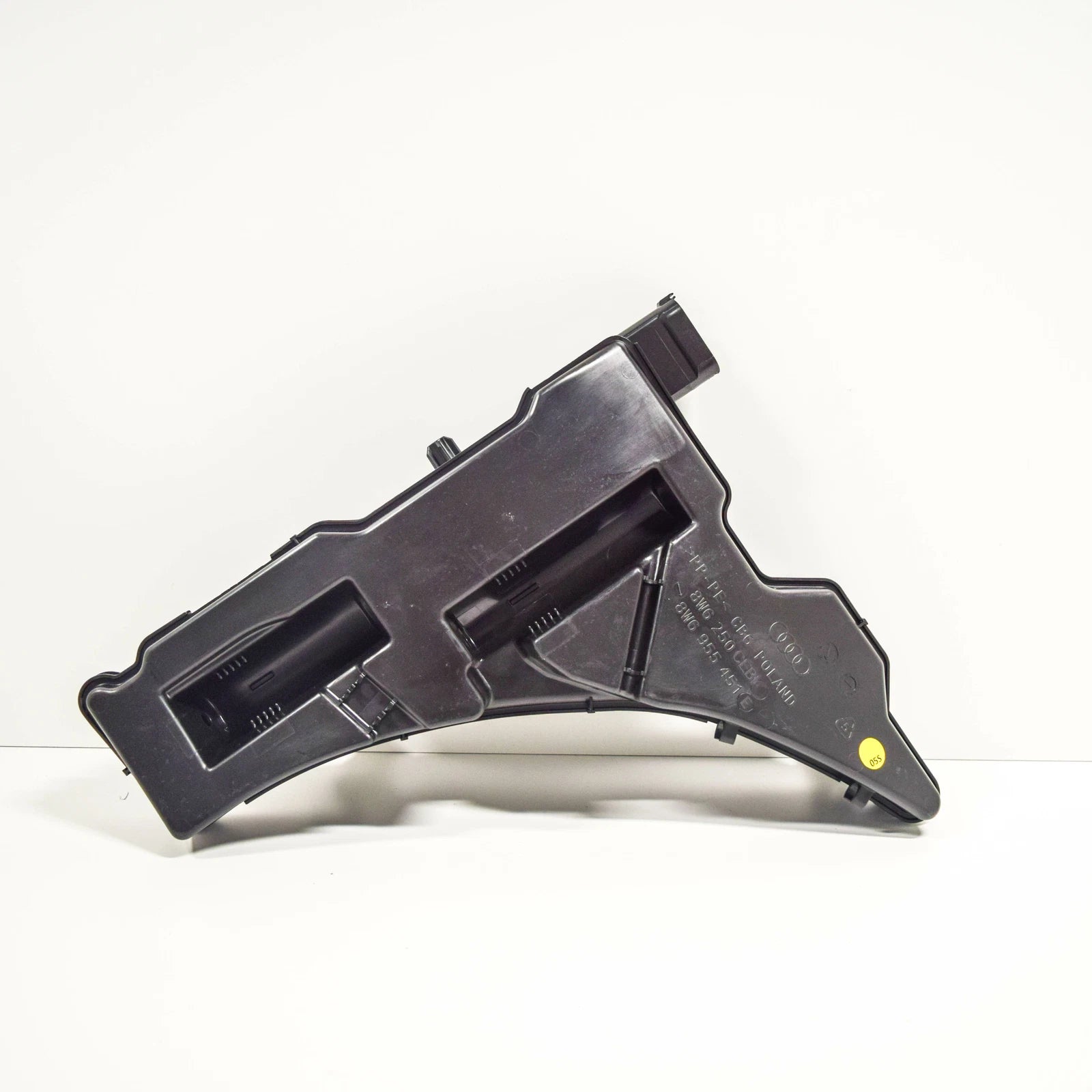 NEW AUDI A5 S5 8W6 WINDSHIELD WASHER RESERVOIR TANK 8W6955453E ORIGINAL