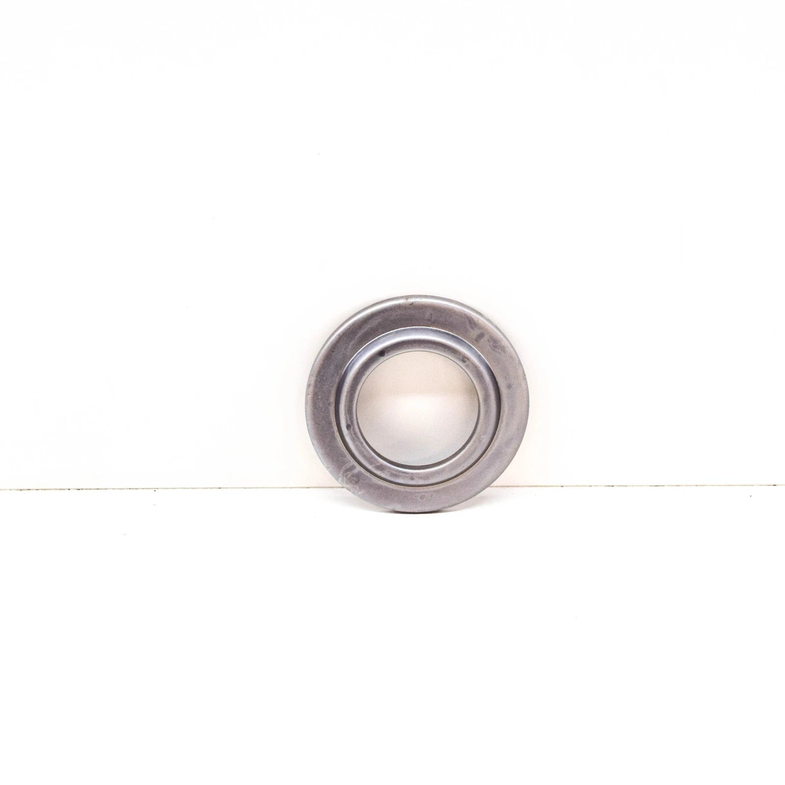 NEW BMW 5 G30 DIFFERENTIAL DUST COVER 33137600693 ORIGINAL