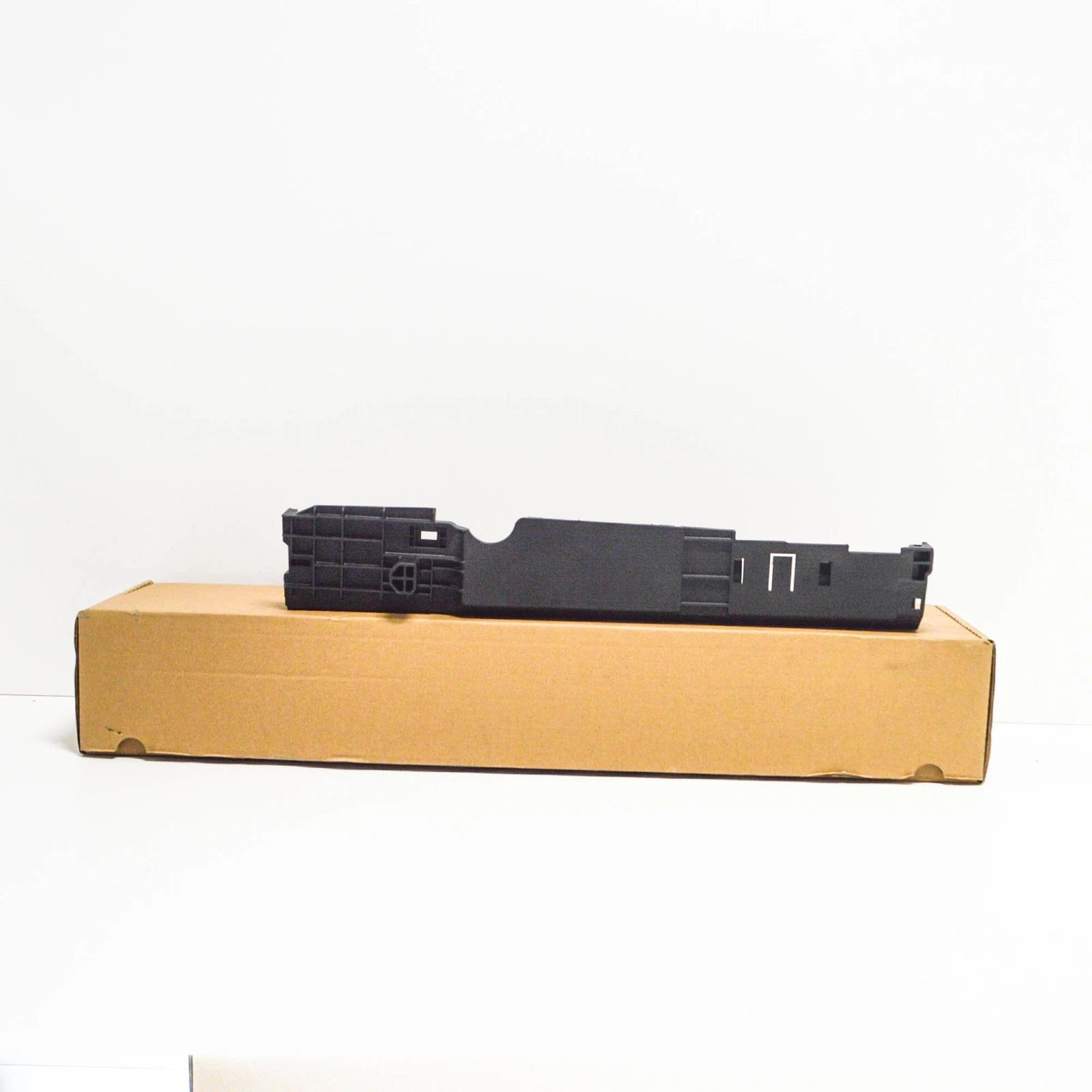 NEW BMW 3 F30 RADIATOR RIGHT BRACKET 17119487033 ORIGINAL