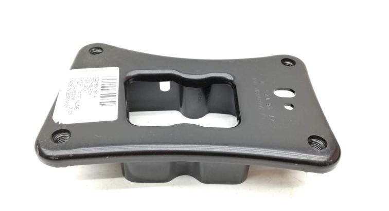 new skoda superb mk3 front left side member cover plate 5q0804181a original