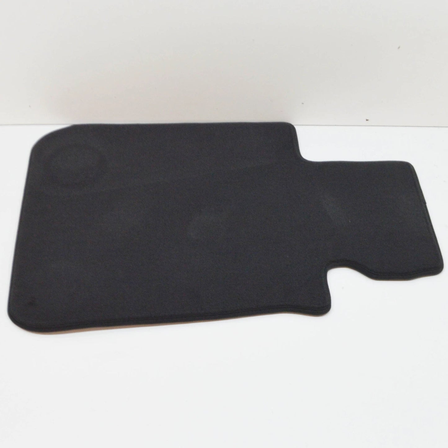 NEW BMW 1 CABRIO E88 FRONT LEFT FLOOR MAT 51477265437 7265437 ORIGINAL