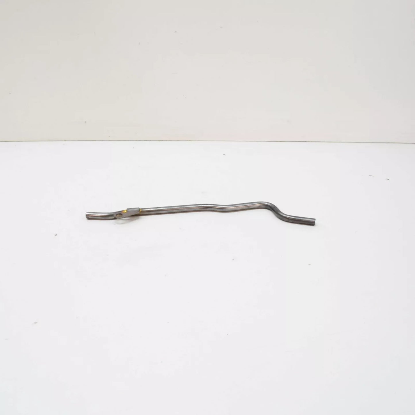 NEW BMW 5 E39 CRANKCASE VENTILATION OIL SEPARATOR OIL PIPE 11151745649 ORIGINAL