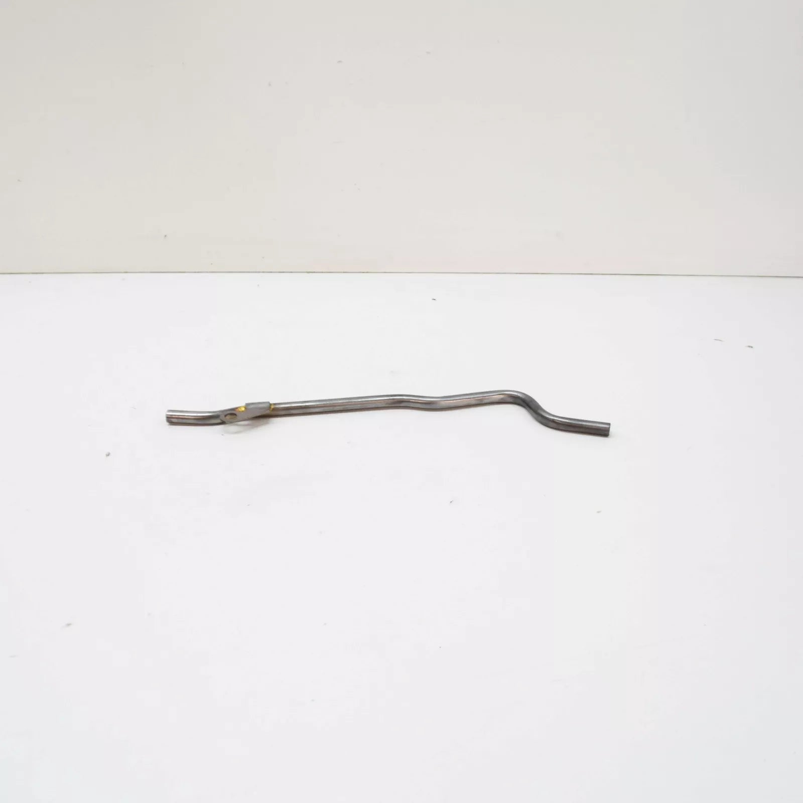 NEW BMW 5 E39 CRANKCASE VENTILATION OIL SEPARATOR OIL PIPE 11151745649 ORIGINAL