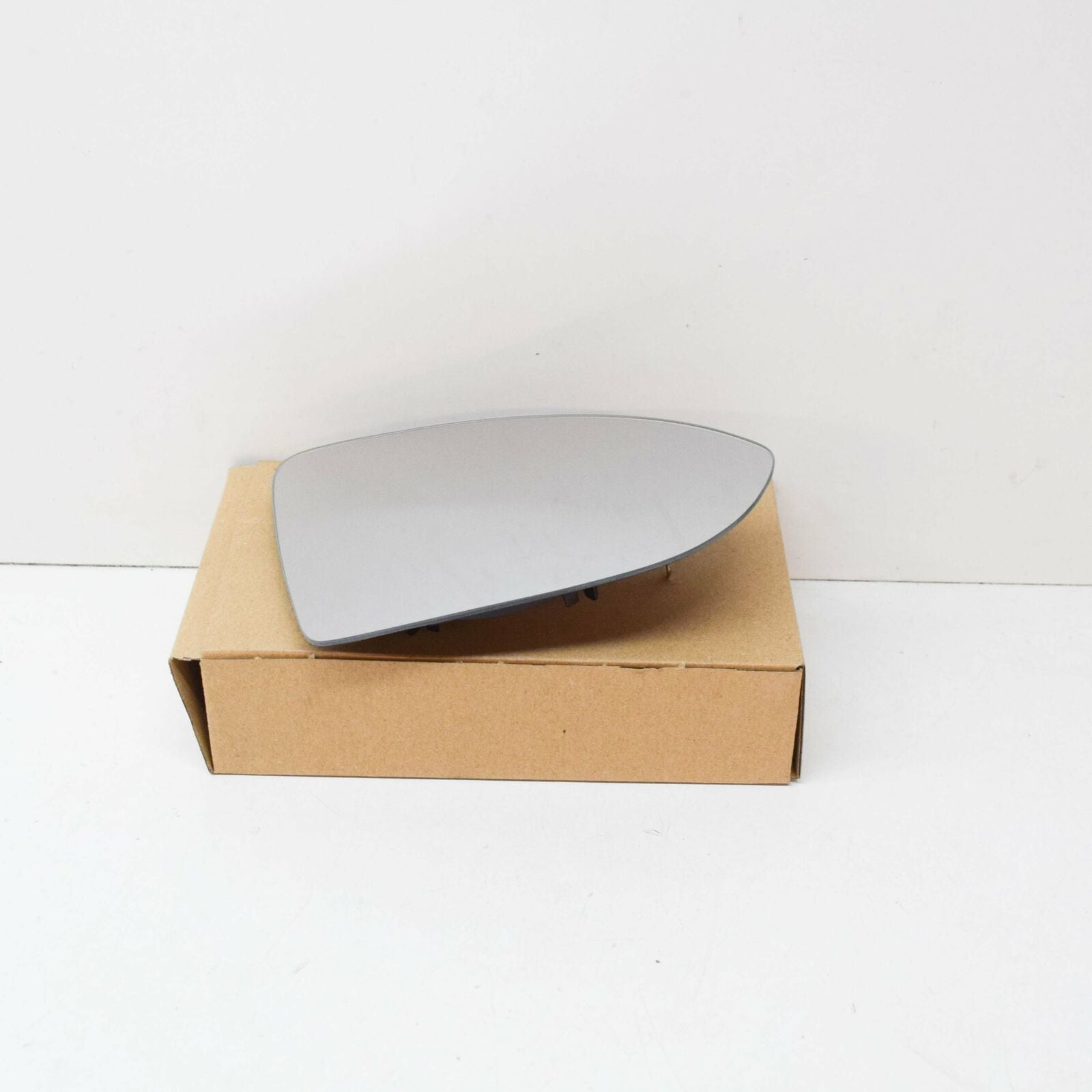 NEW VW GOLF MK7 FRONT RIGHT DOOR MIRROR GLASS LHD 5G0857522 ORIGINAL