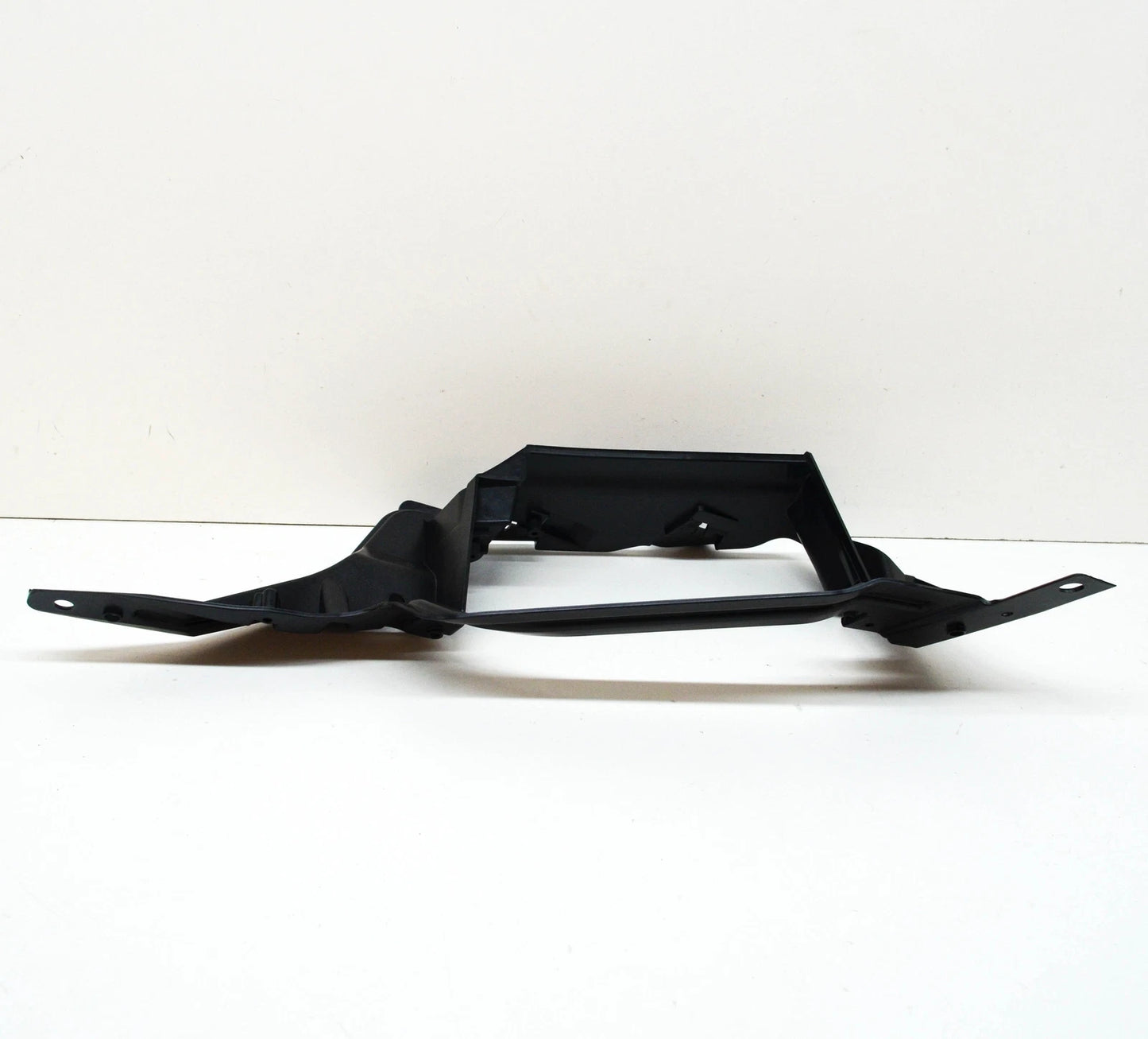 NEW BMW X5 G05 M REAR EXHAUST LEFT TAILPIPE TRIM HOLDER 51128074187 ORIGINAL