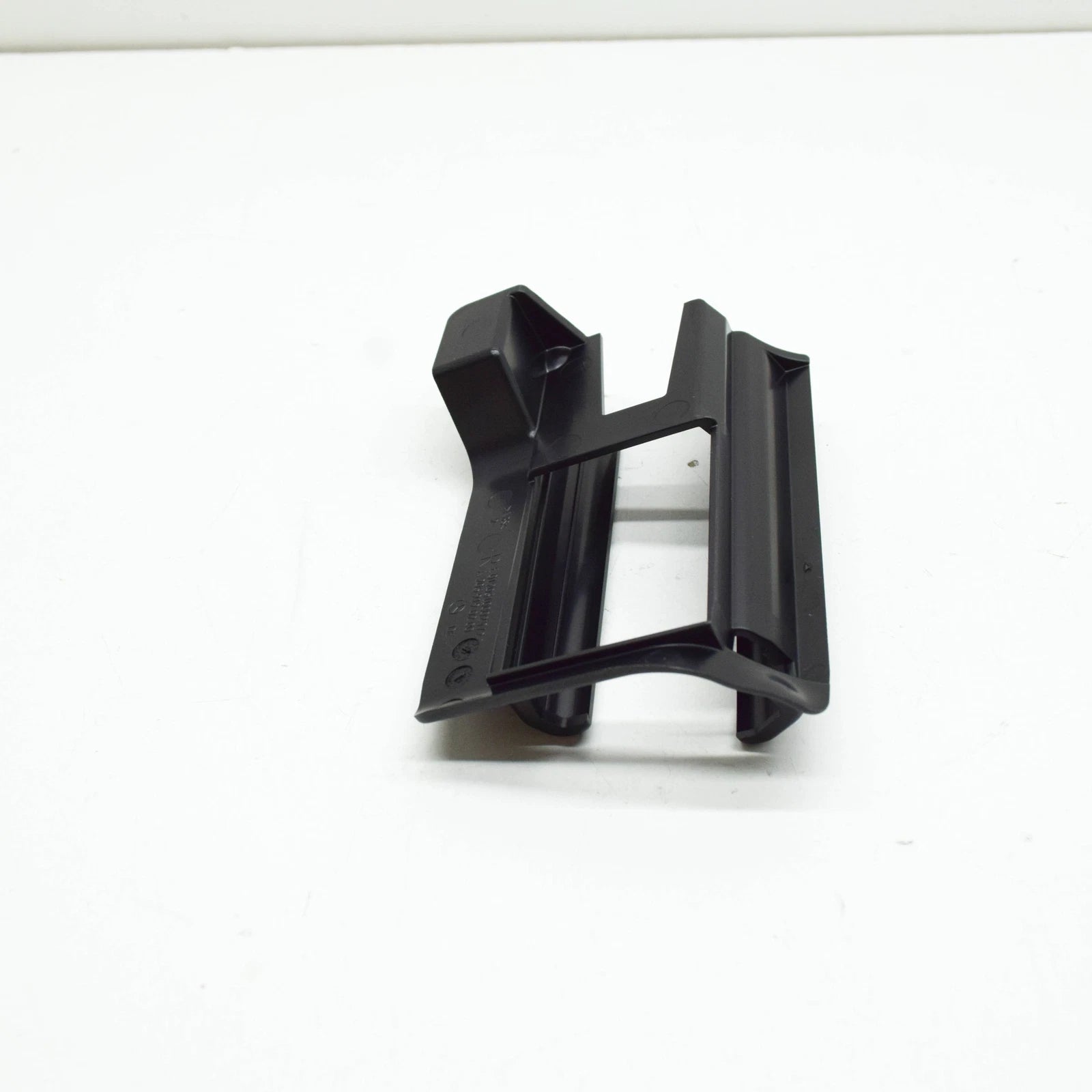 NEW MERCEDES-BENZ C W205 RIGHT OUTER SEAL RAIL GUIDE A20591902009051 ORIGINAL