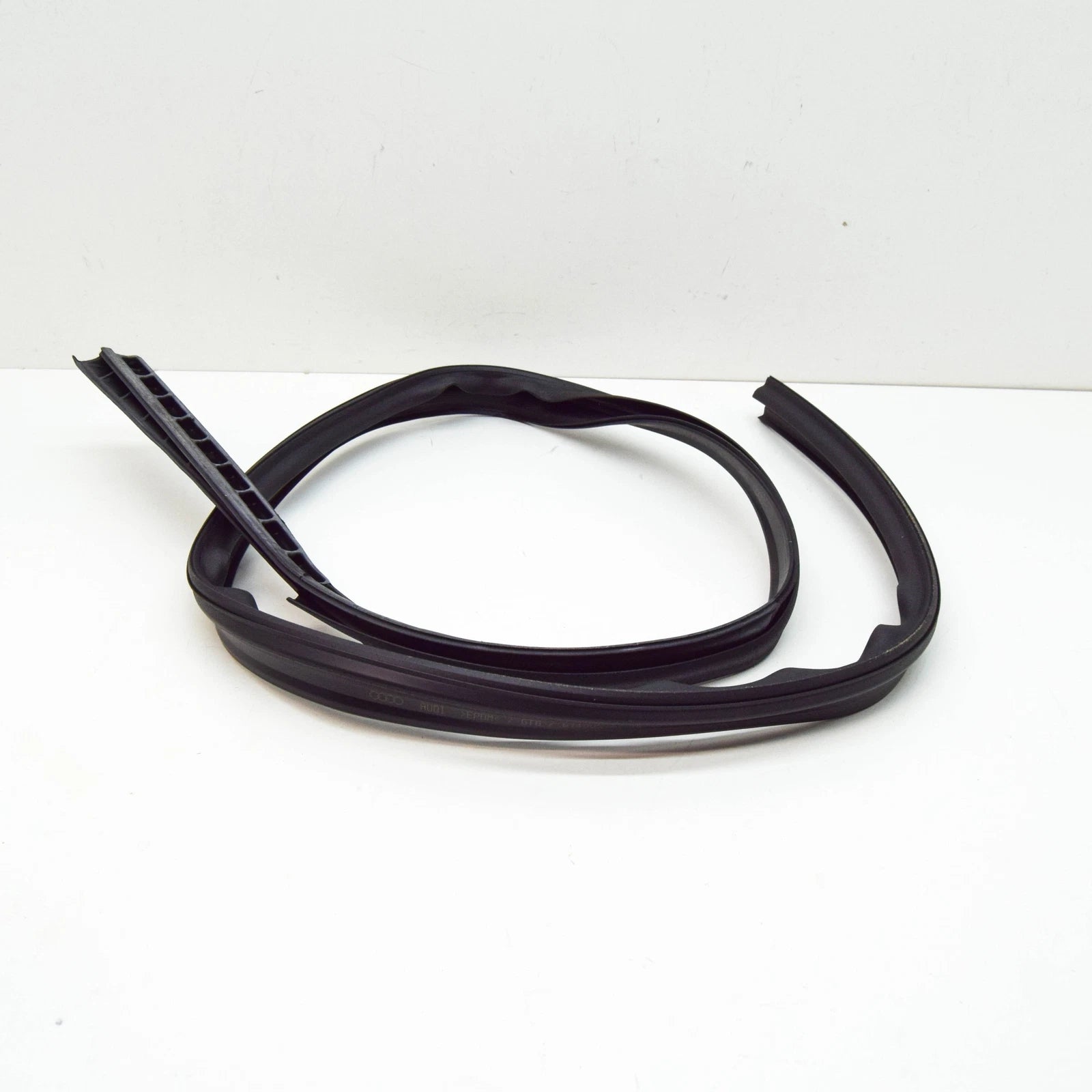 NEW AUDI R8 42 LEFT SIDE ROOF EDGE PROTECTION 420854543B ORIGINAL