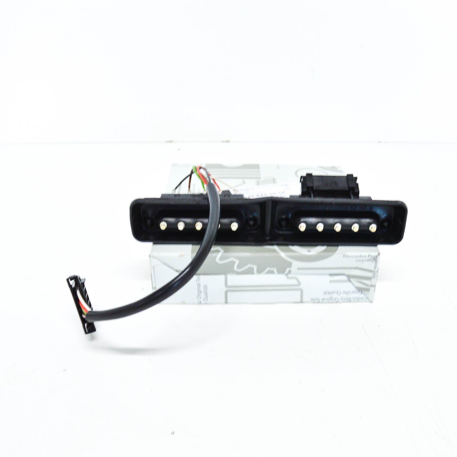 NEW MB VITO W639 SIDE LOADING DOOR CONTACT PINS A6398200554 ORIGINAL