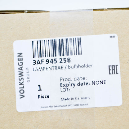 NEW VW PASSAT VARIANT B7 RIGHT OUTER TAILLIGHT BULB CARRIER 3AF945258 ORIGINAL
