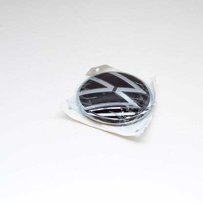 NEW VW GOLF CD MK8 REAR TAILGATE EMBLEM 5H9853630DPJ ORIGINAL