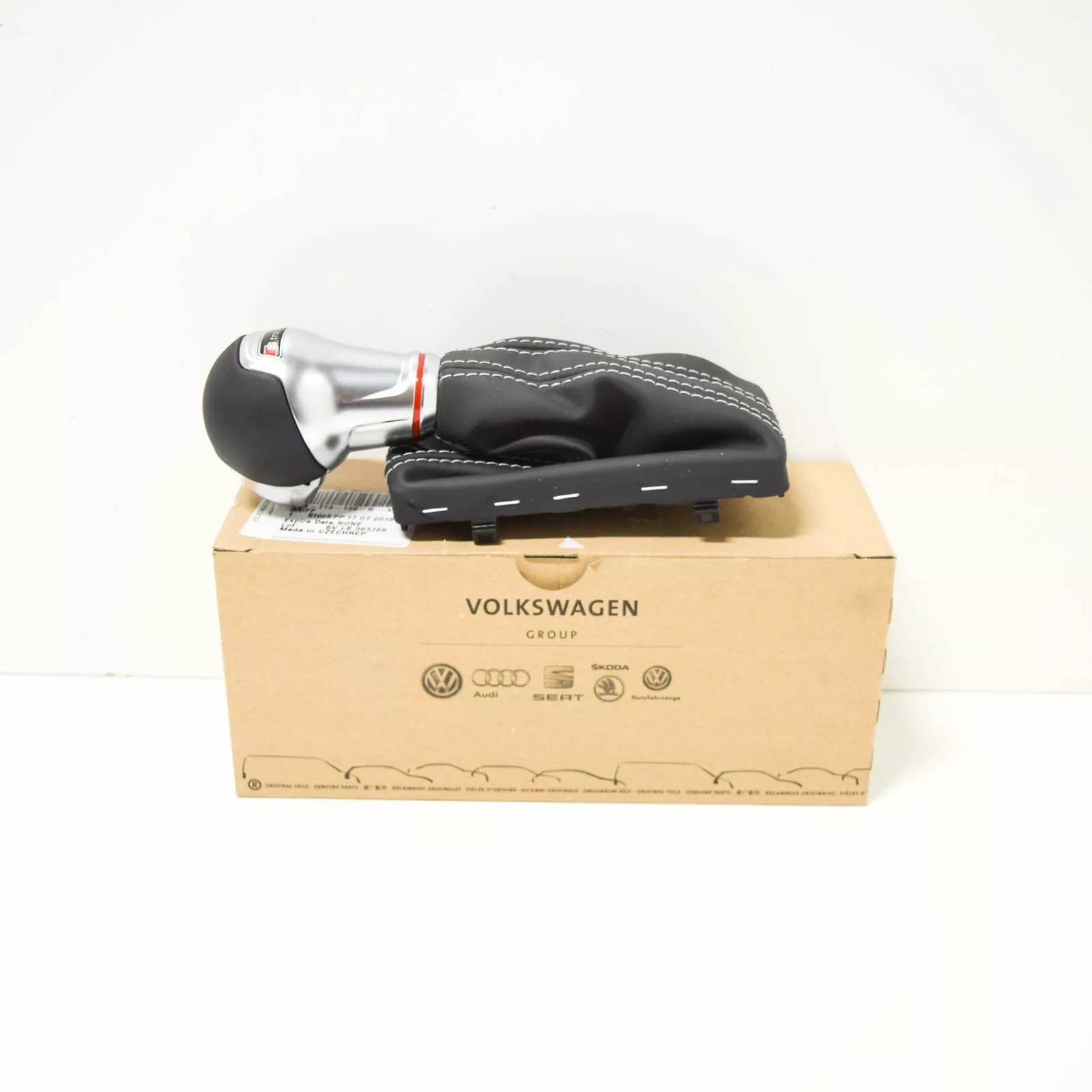 NEW AUDI A3 S3 8V AUTOMATIC S TRONIC GEAR SHIFT KNOB LHD 8V1713139NXBA ORIGINAL