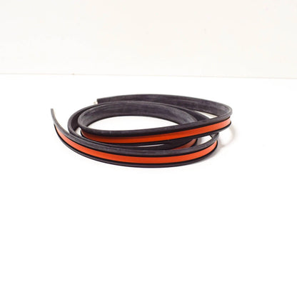 NEW MERCEDES-BENZ ML W163 TAILGATE BELOW SEAL A1637481720 ORIGINAL