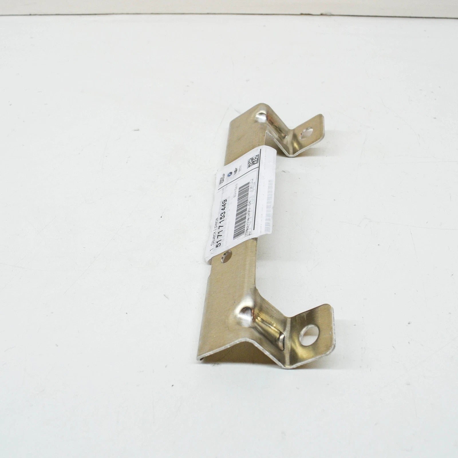 NEW BMW 5 E60 ENGINE BELLY PAN MOUNTING BRACKET 51717153449 ORIGINAL