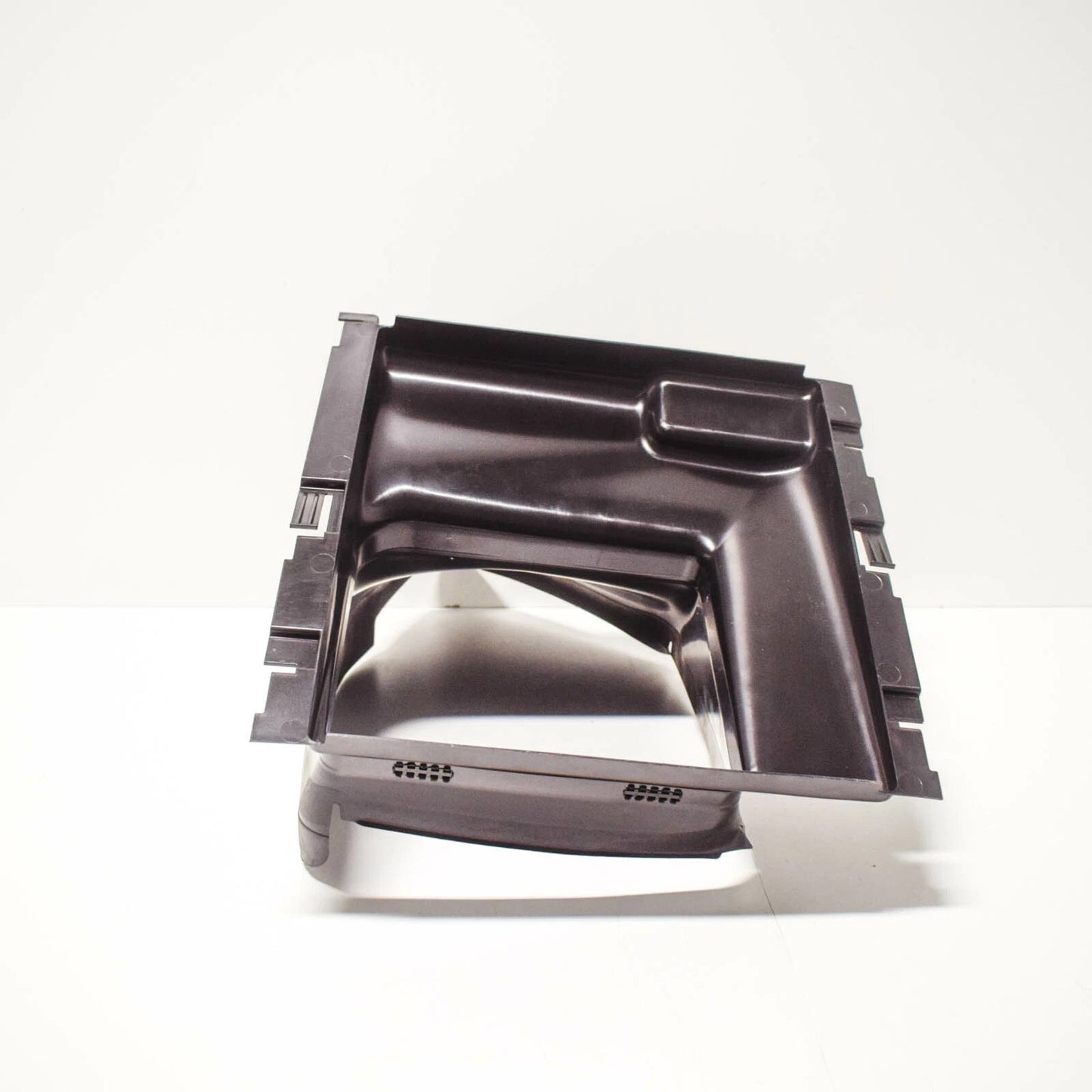 NEW AUDI Q7 4M FRONT AIR DUCT 4M8145334